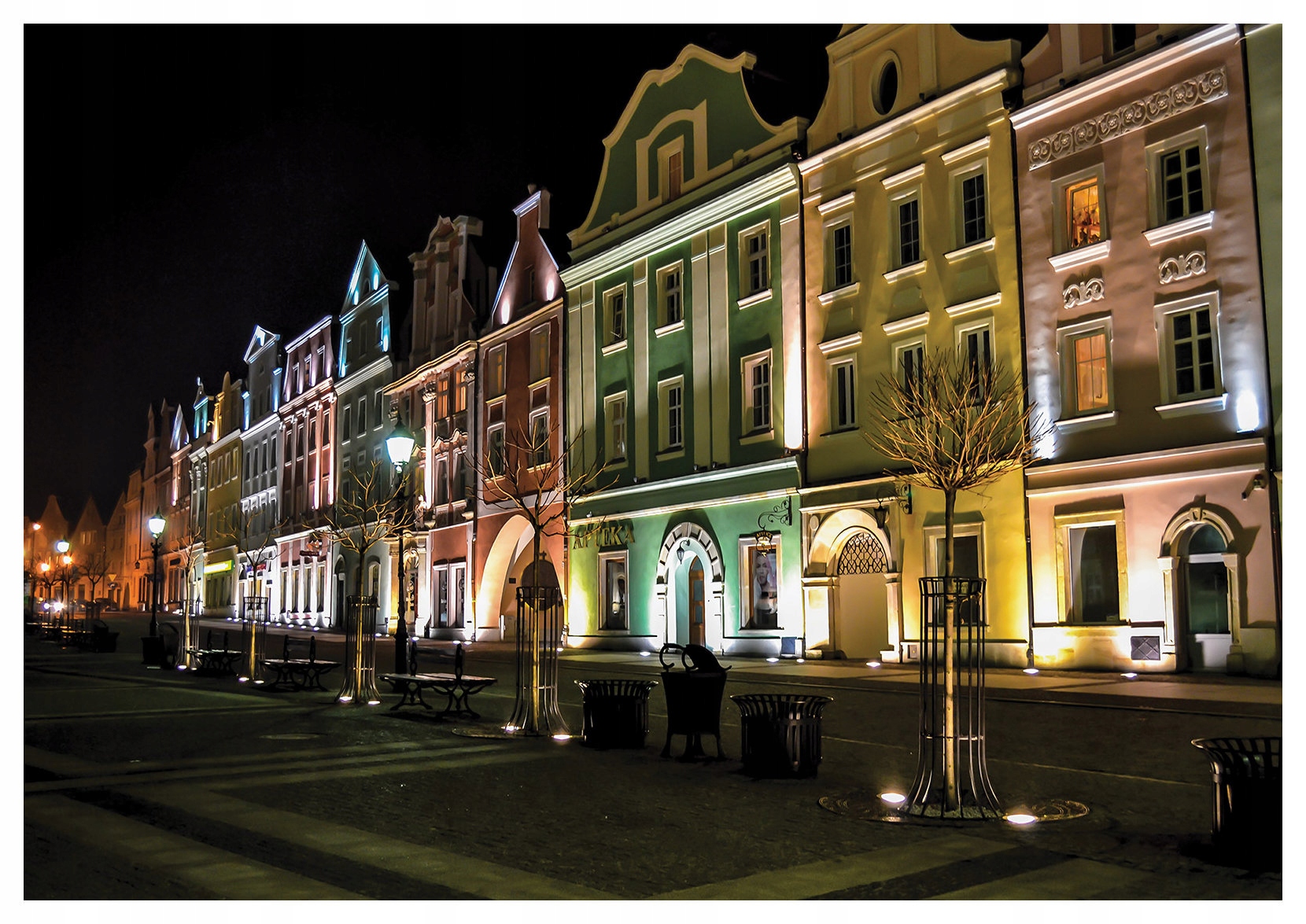 Fototapeta Farebné bytové domy ulica mesta architektúra 312x219 lepidlo