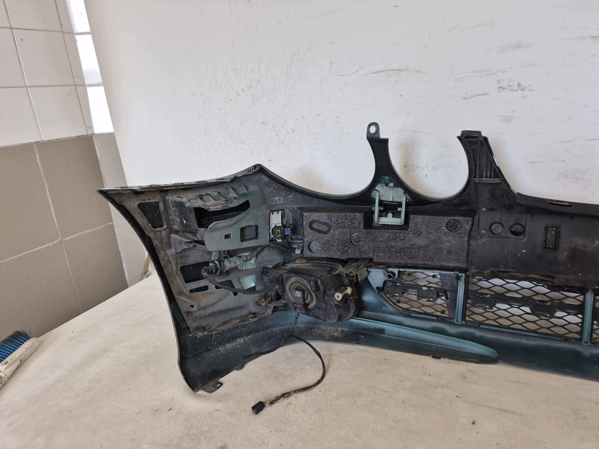 MERCEDES E-KLASA W211 AVANTGARDE 02- bumper front front 6XPDC