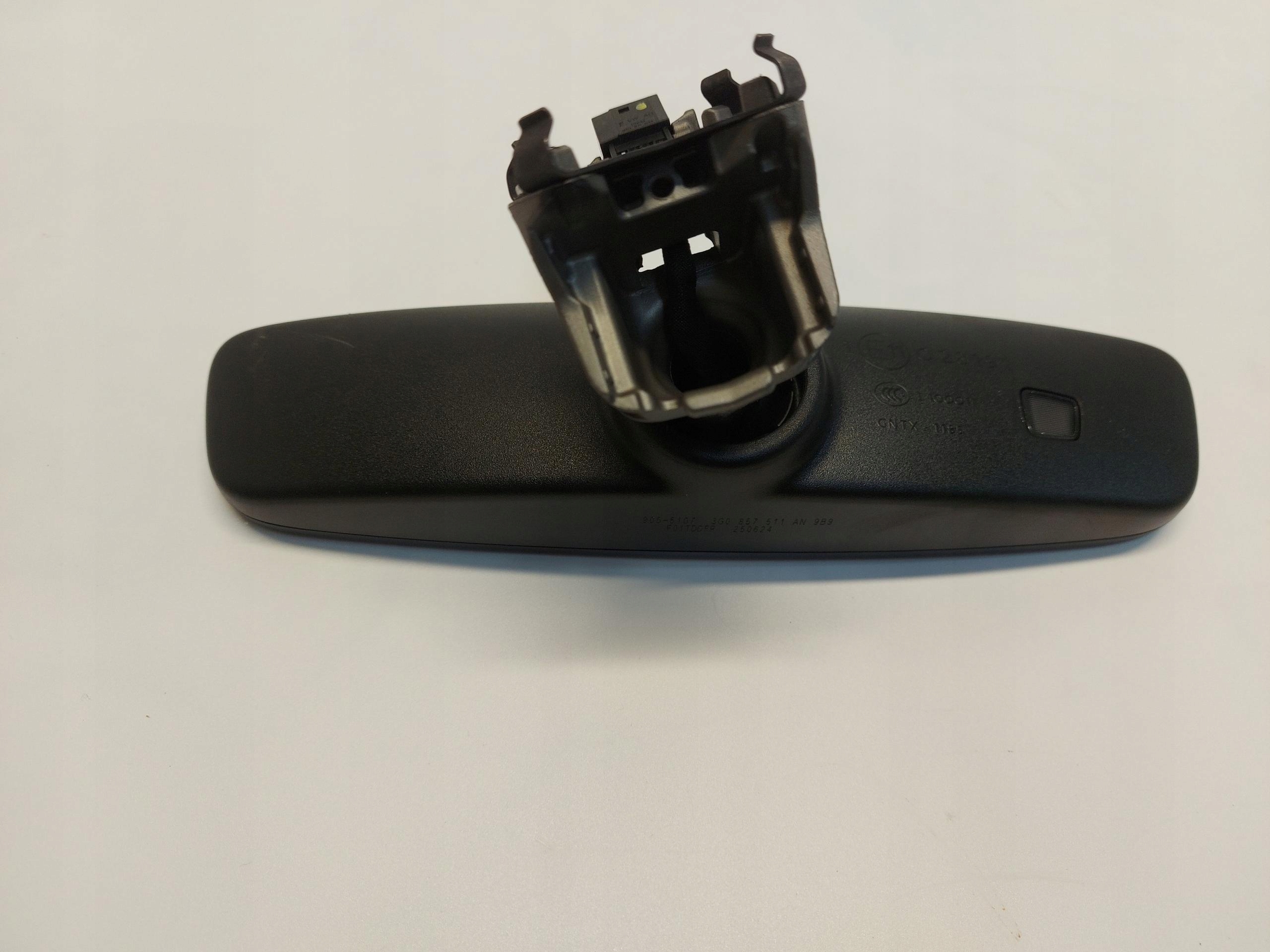 VW ID4 11A , 2024r SUV 5D mirror inner 3G0857511