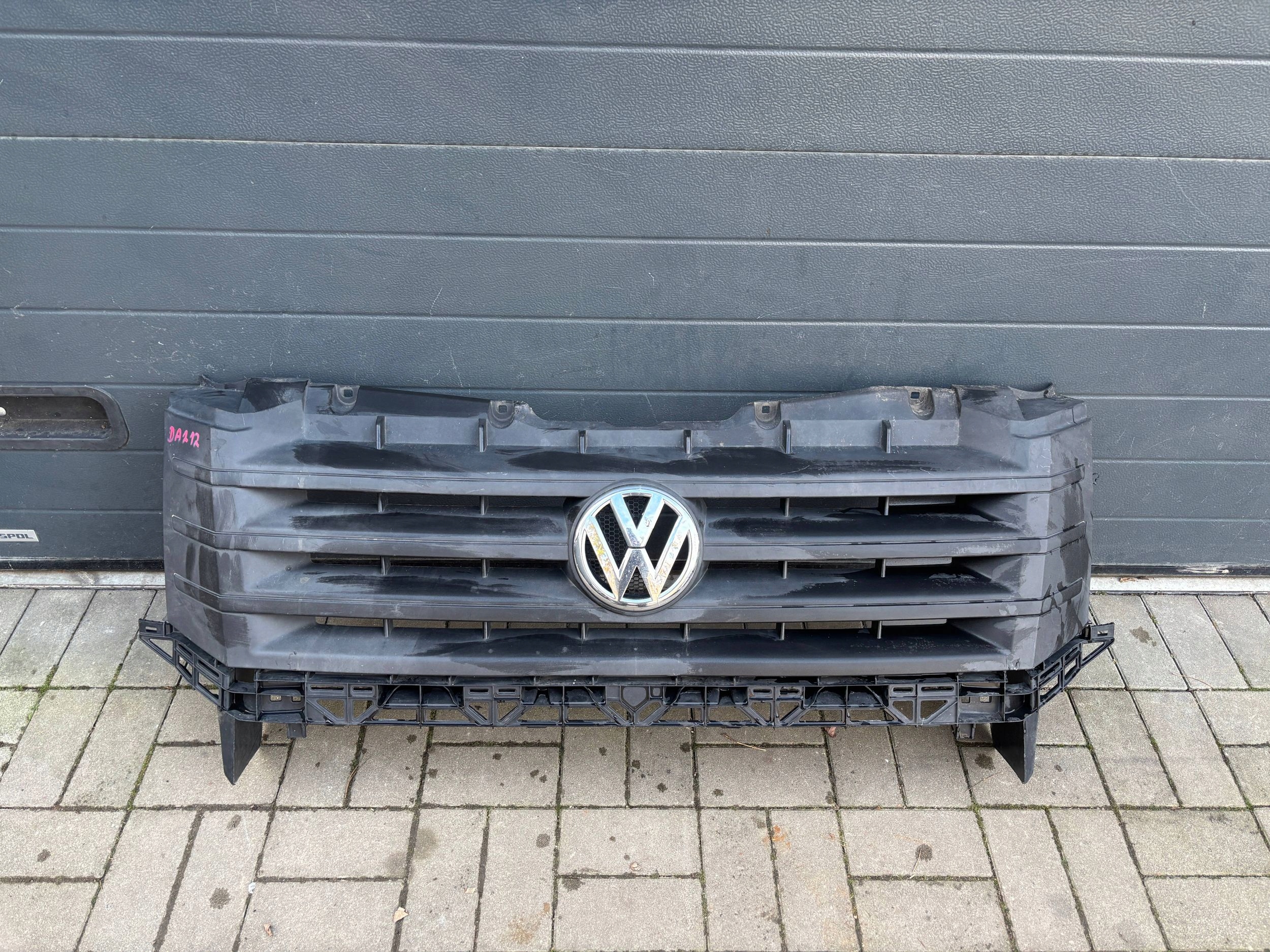 Volkswagen Crafter 06- grille radiator grill front