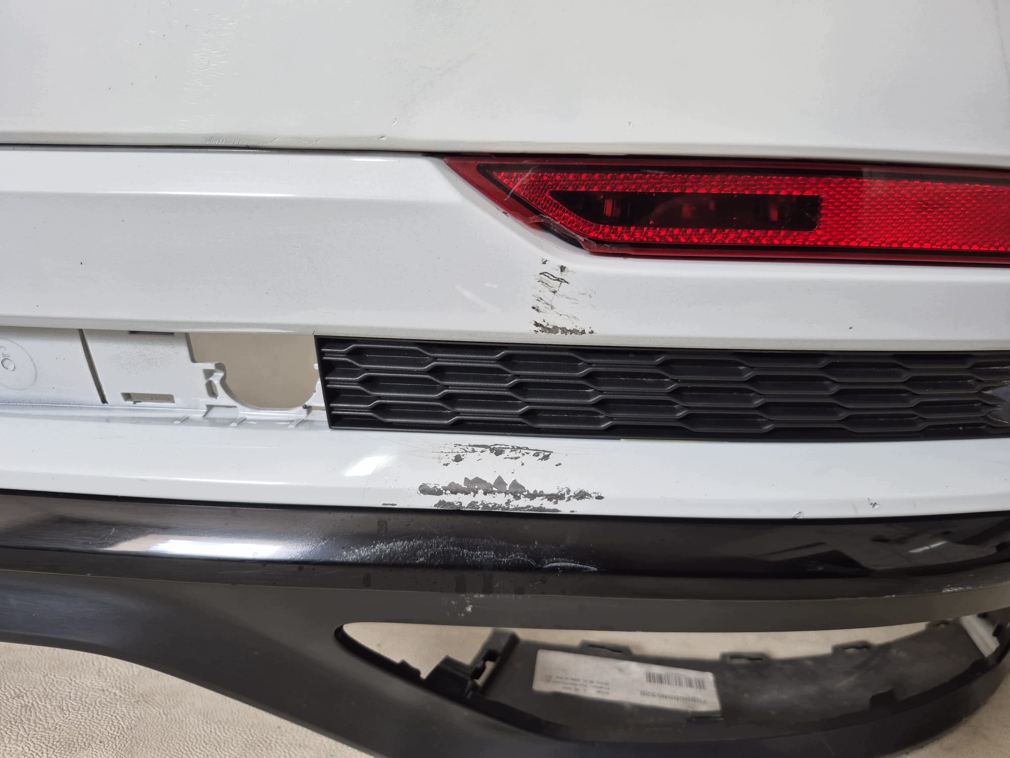 AUDI Q8 4M8 S-LINE 18- bumper rear part rear PDC 4M8807527D