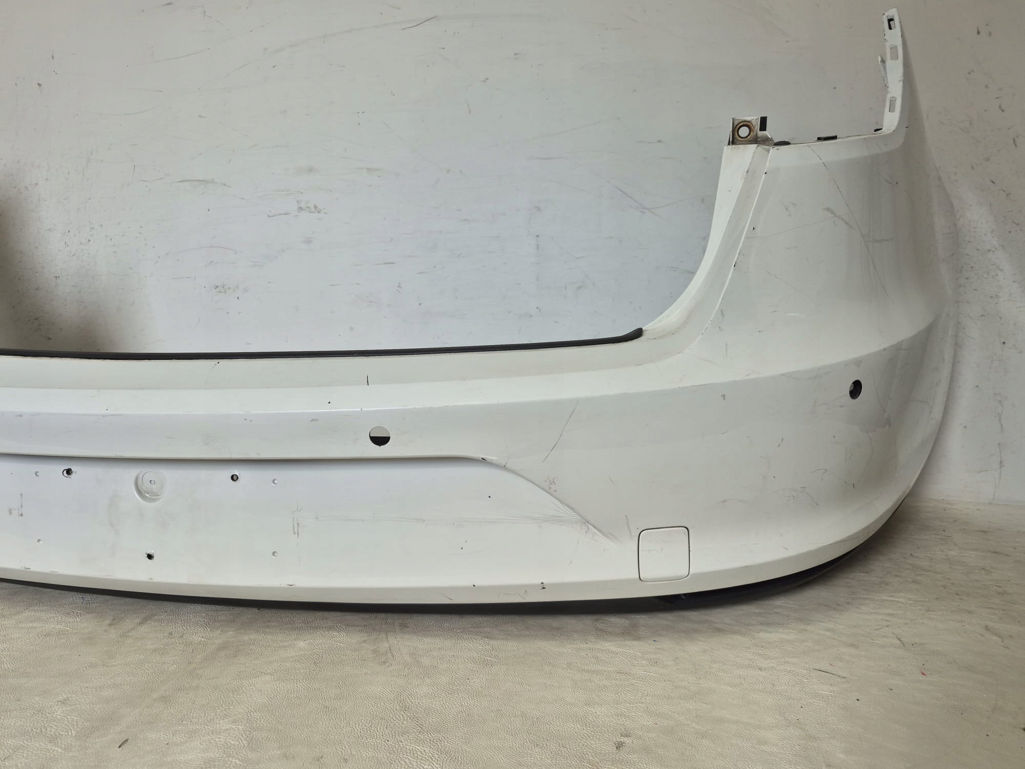 SEAT LEON III 3 5F KOMBI 12-16 stoßstange heck hinten PDC