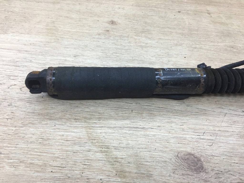 AMORTYZATOR PODNOSNIK DRZWI LEWY PRAWY TYL TESLA X Car type Passenger cars