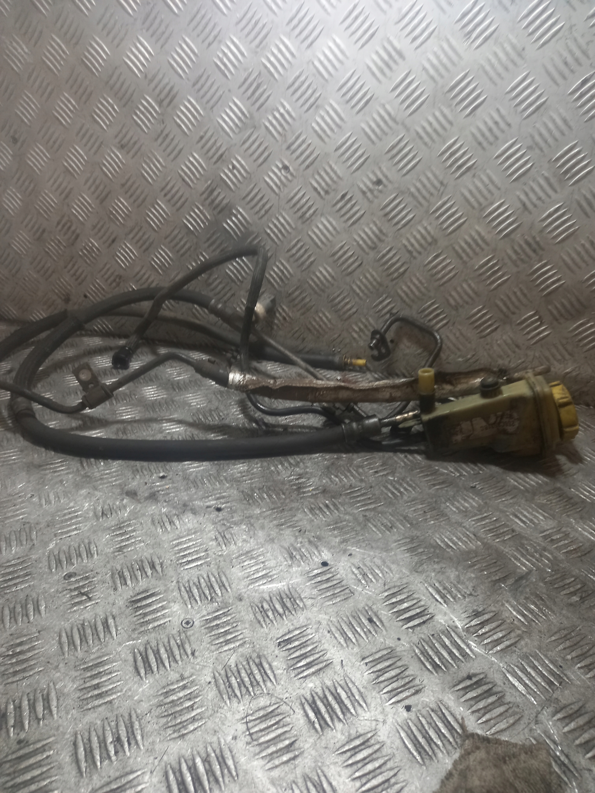 Tubi SERVOSTERZO KOMPLET FORD FIESTA MK 6 2S6C3531BC