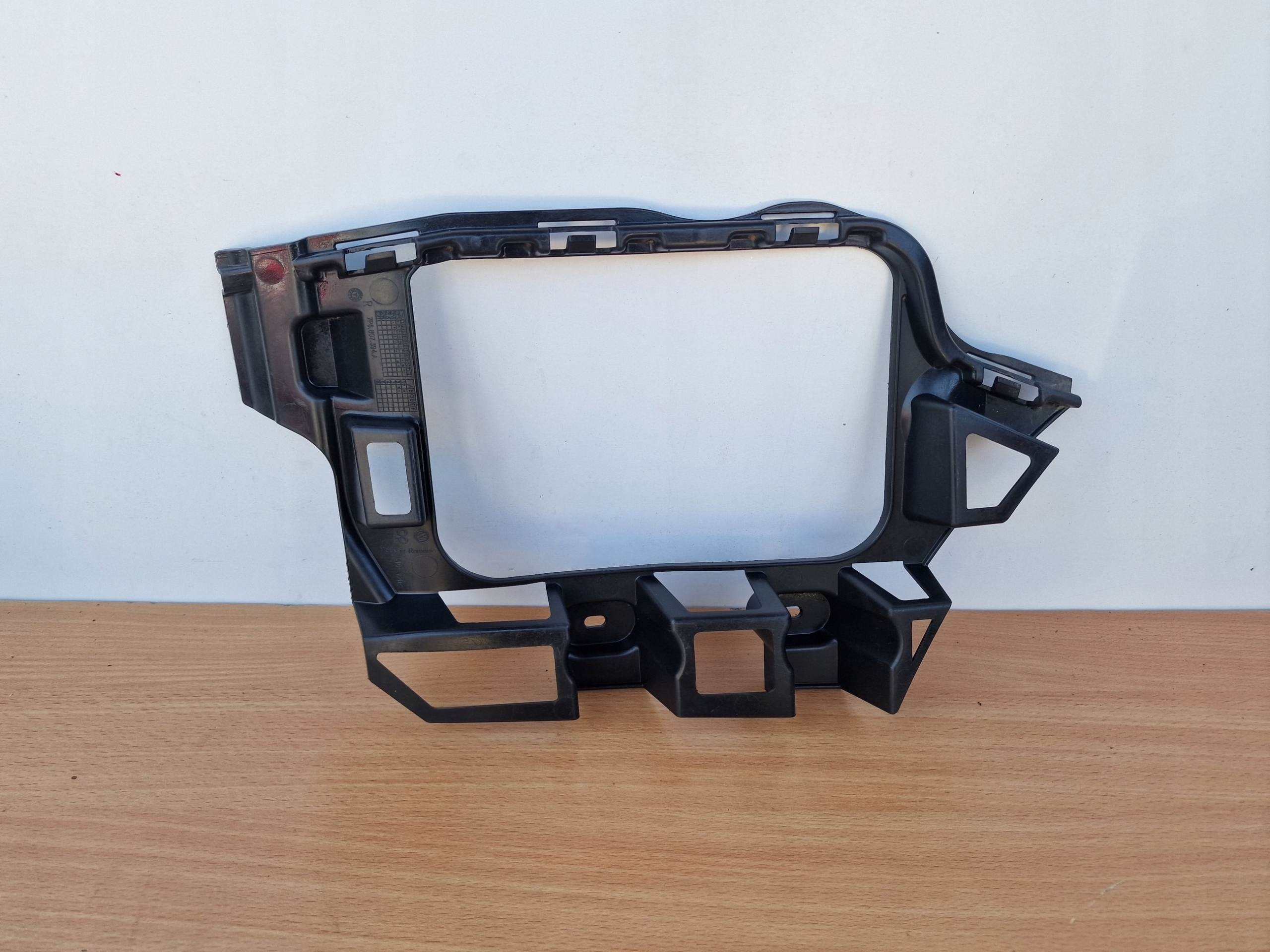 VW TOUAREG II 7P6 bumper bracket right rear part bracket