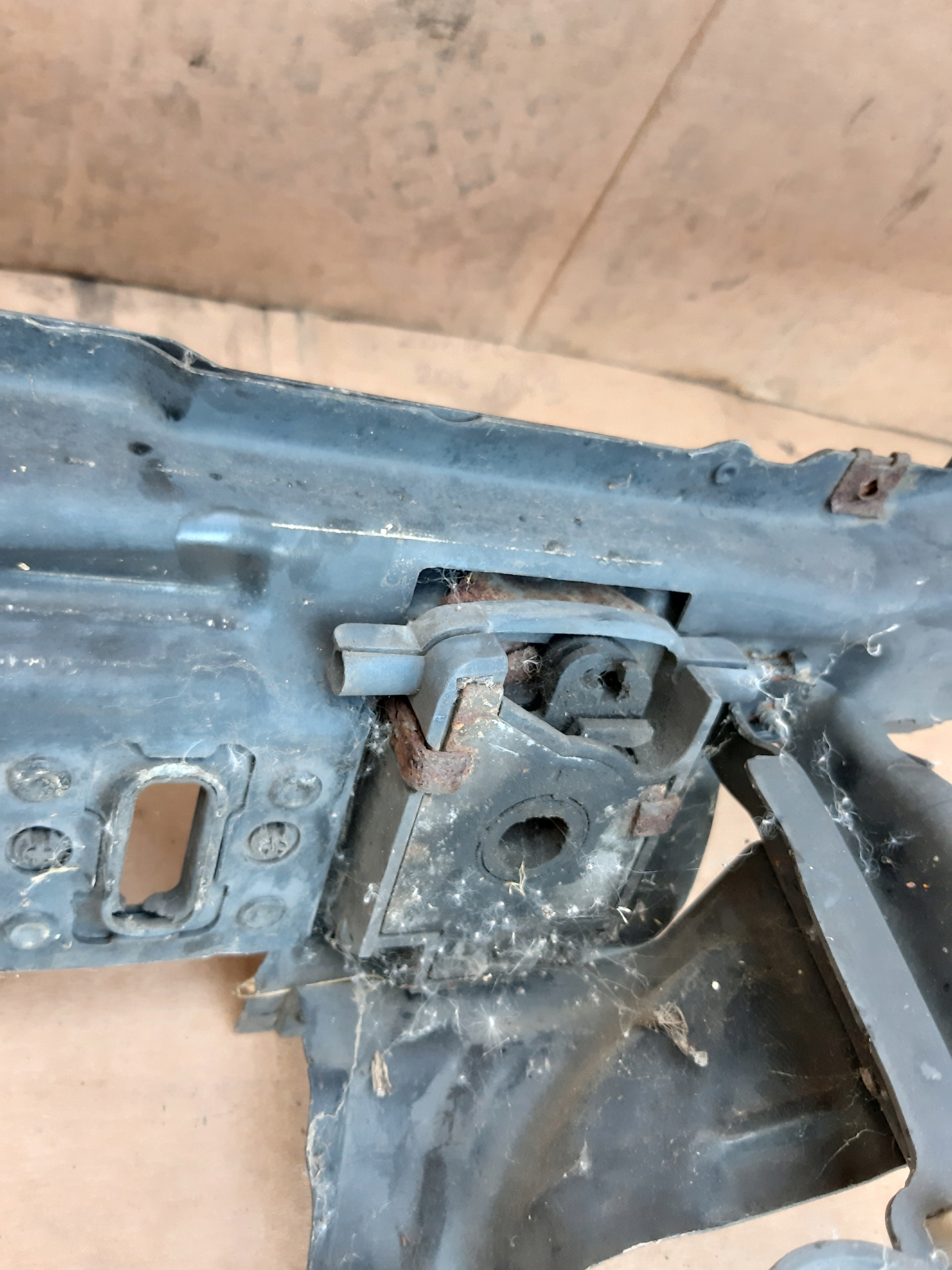 Armature Traverse Avant BMW 5 E39 2.0B