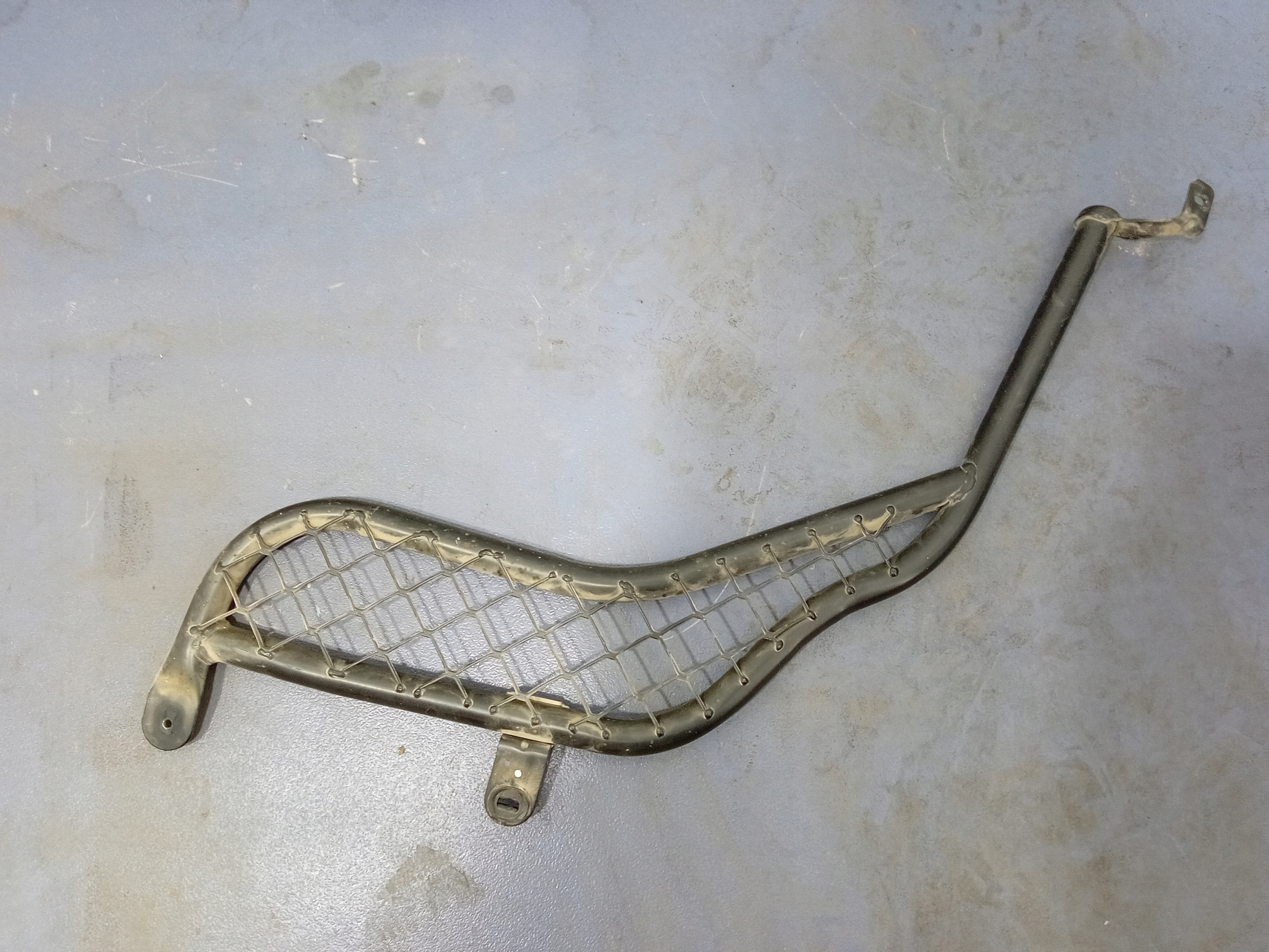 RENAULT KANGOO II 07- ŚCIANA GRODZIOWA PRZEGRODA KRATKA VAN Numer katalogowy części 01