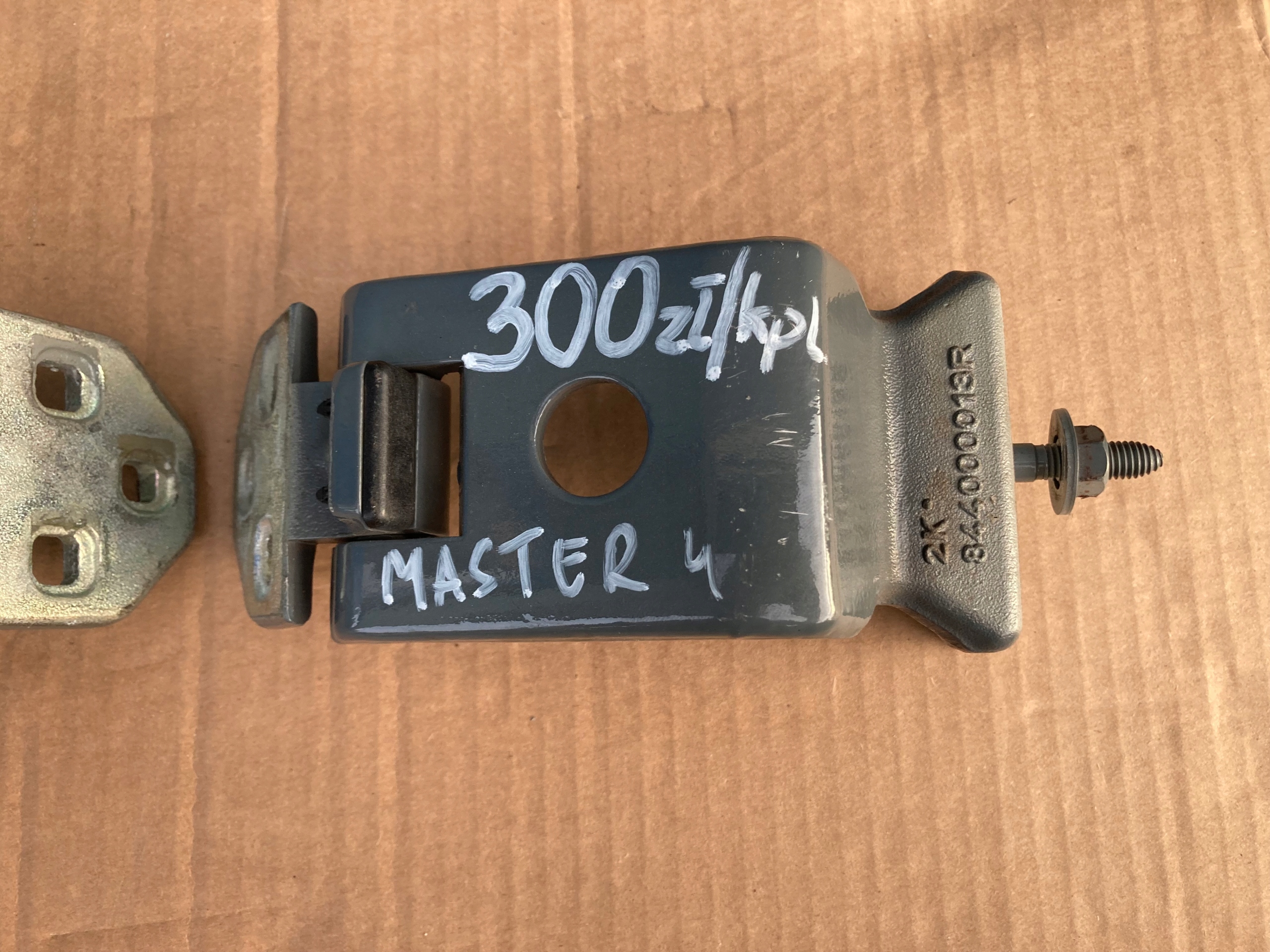 MASTER 4 MOVANO C 18- hinges door rear part left new