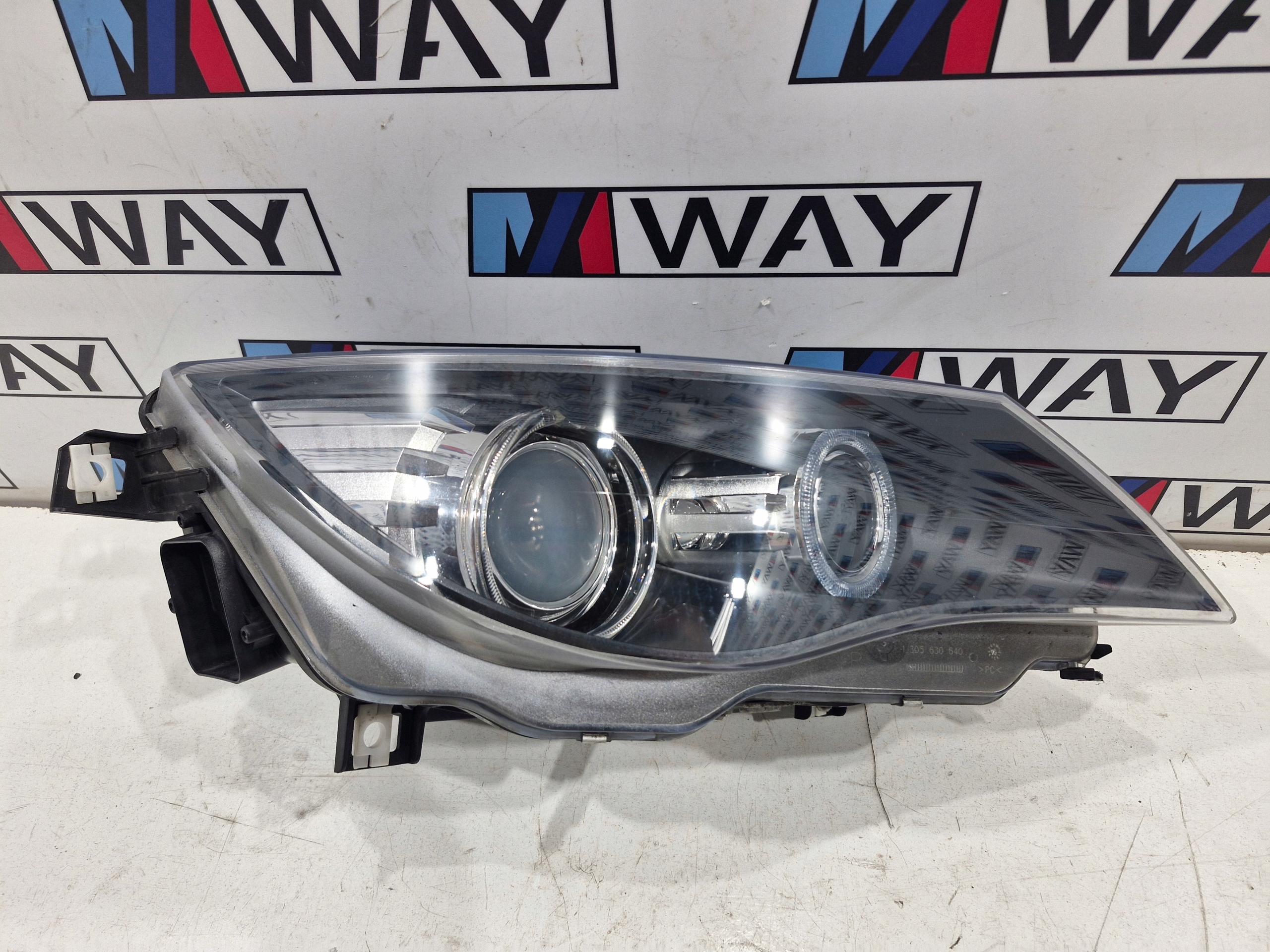 BMW 6 E63 E64 LIFT LCI lights right left XENON non-setting KOMPLET 7176708