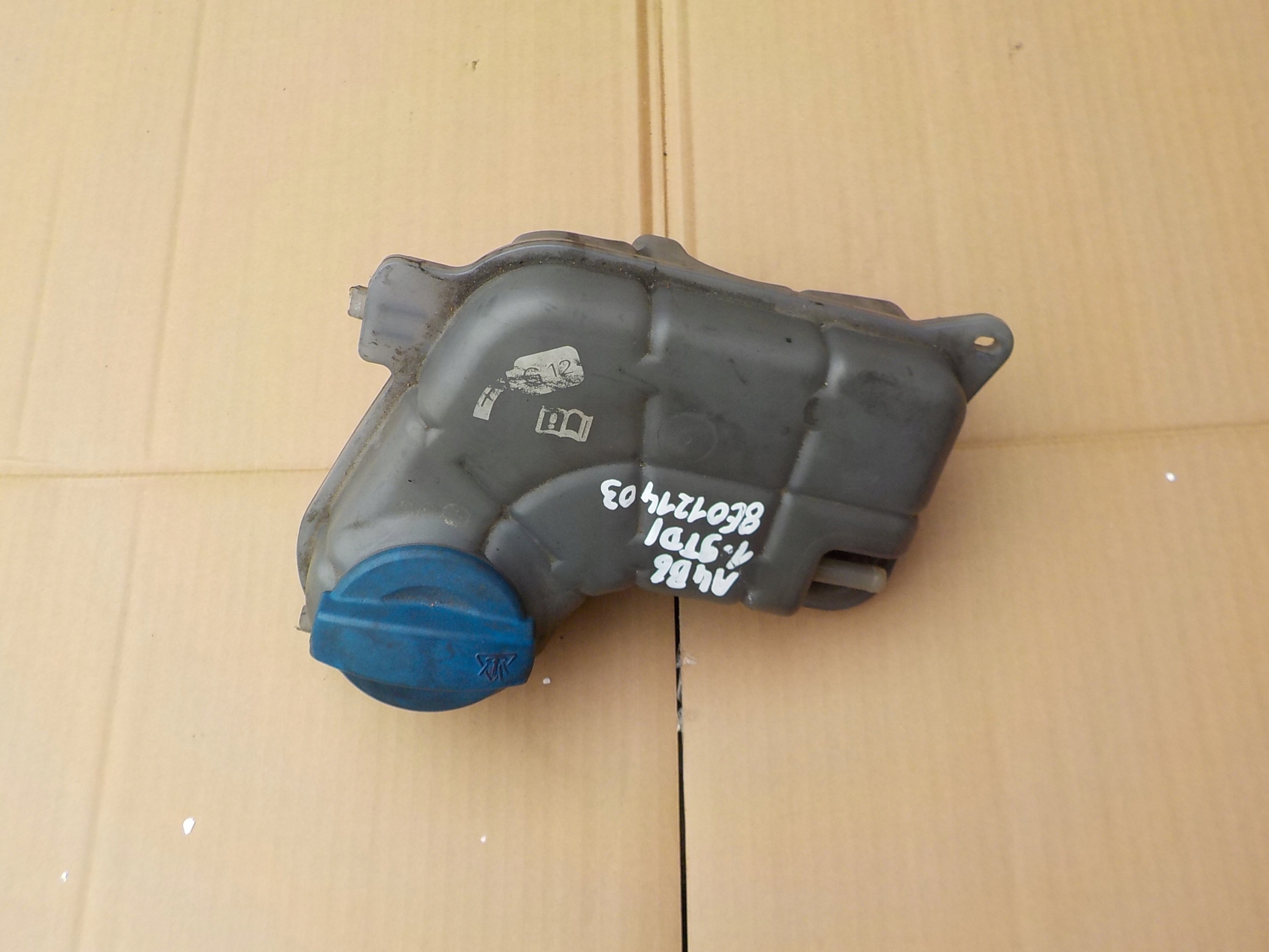 water tank audi a4 b6 1,9 tdi