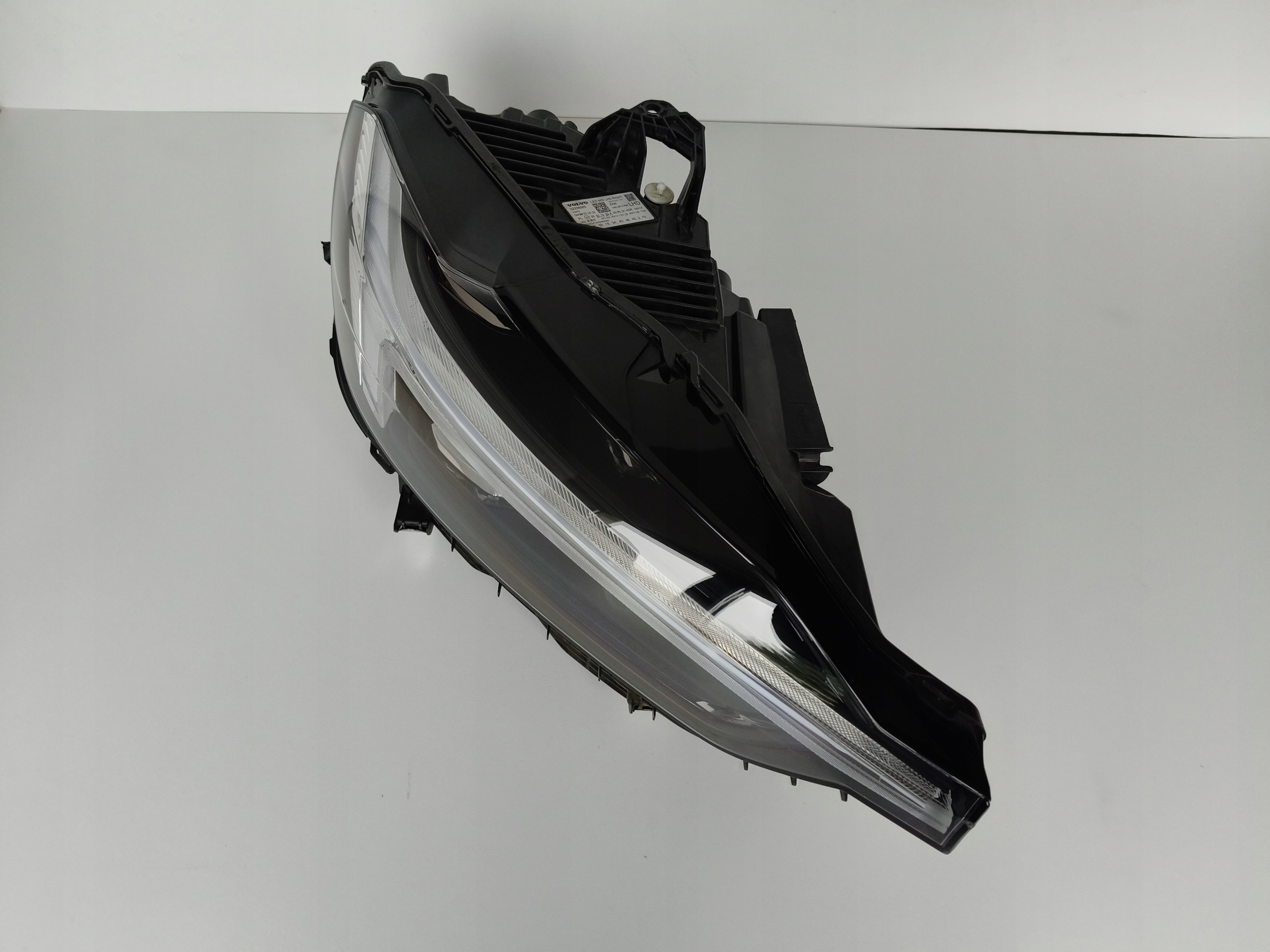 light right REFLEKTOR VOLVO XC60 II 21- LIFT FULL LED