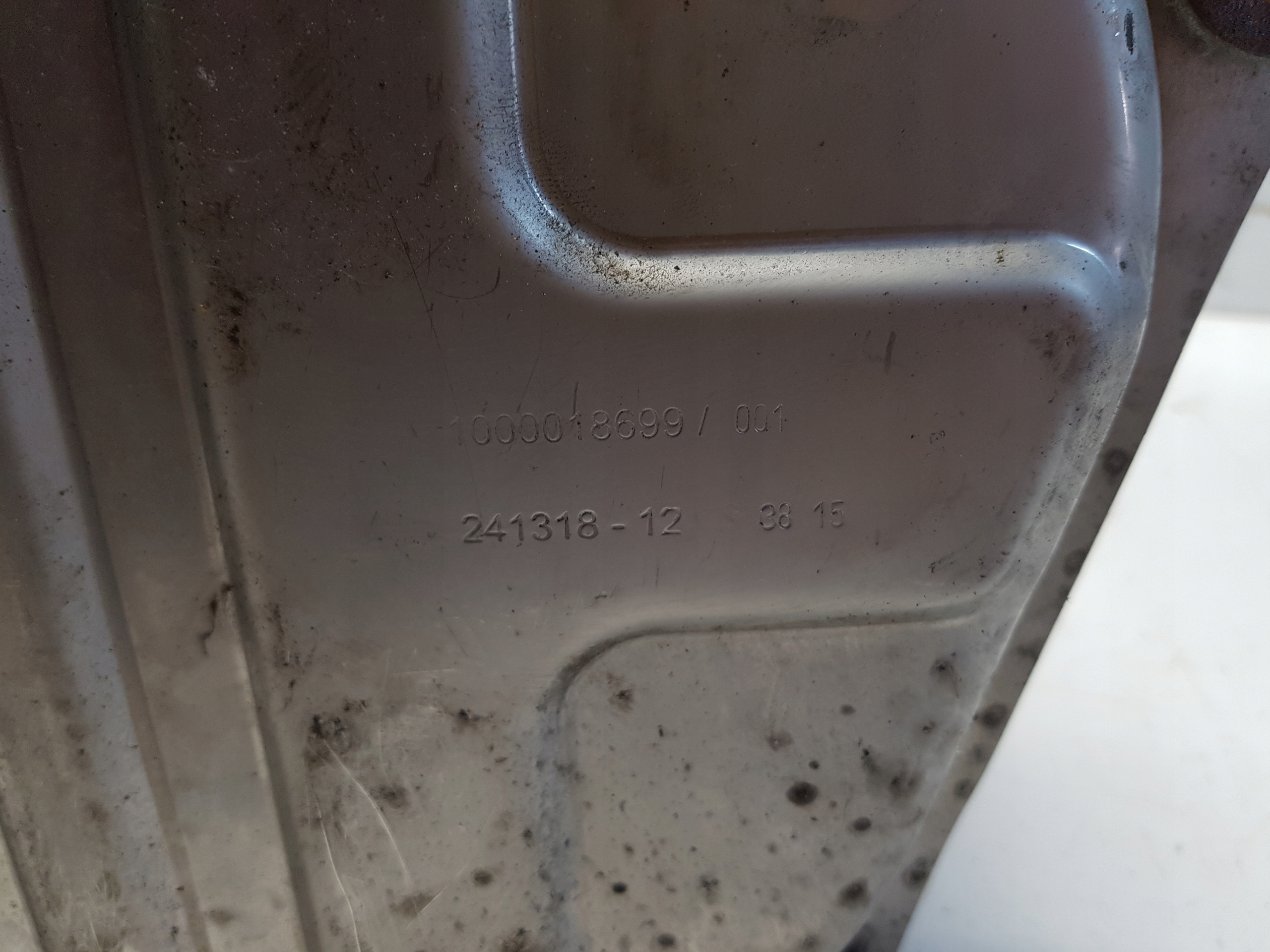 BMW I3 i01 tank 241318