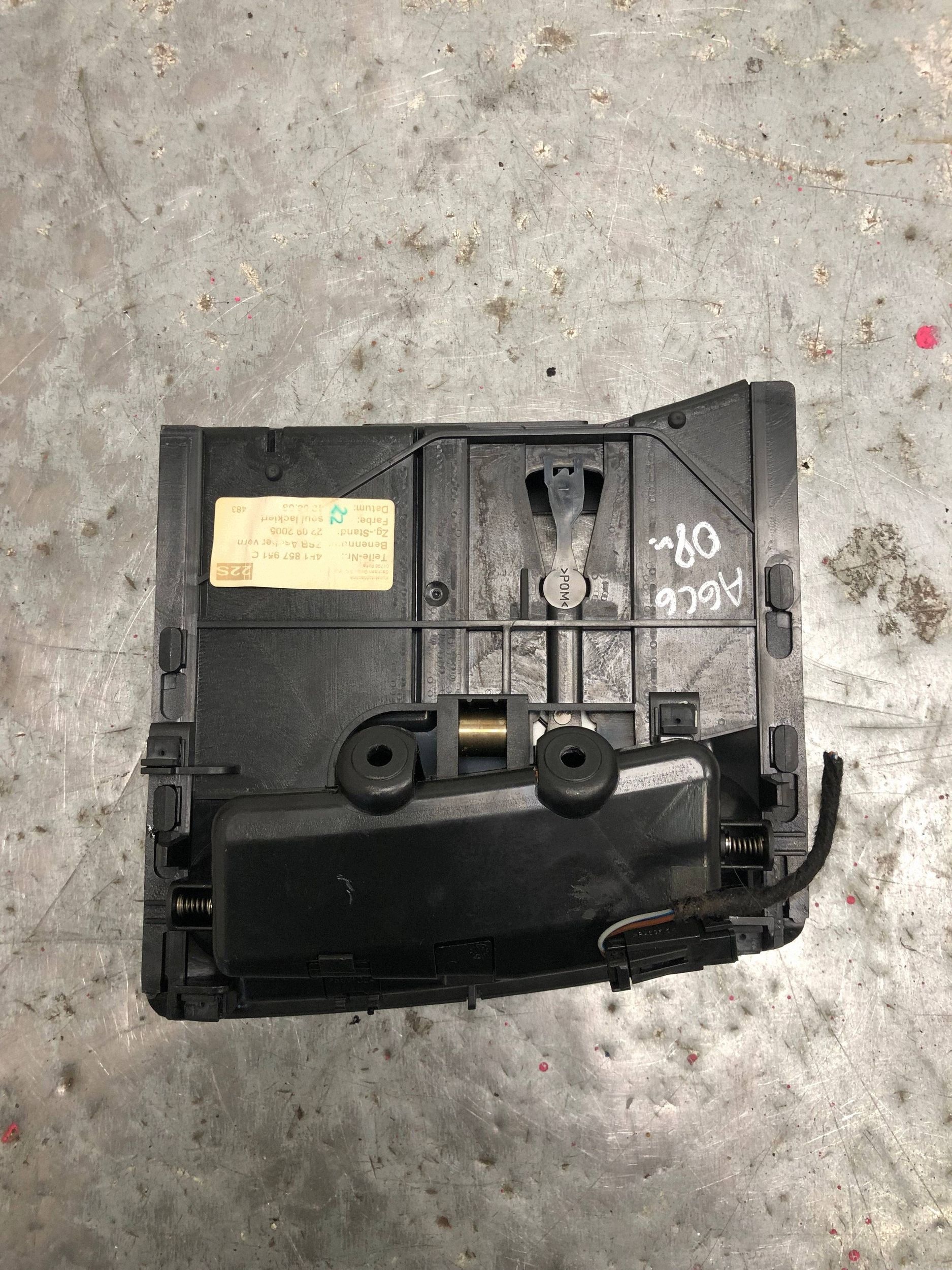 passenger compartment ashtray AUDI A6 C6 4F1857951C