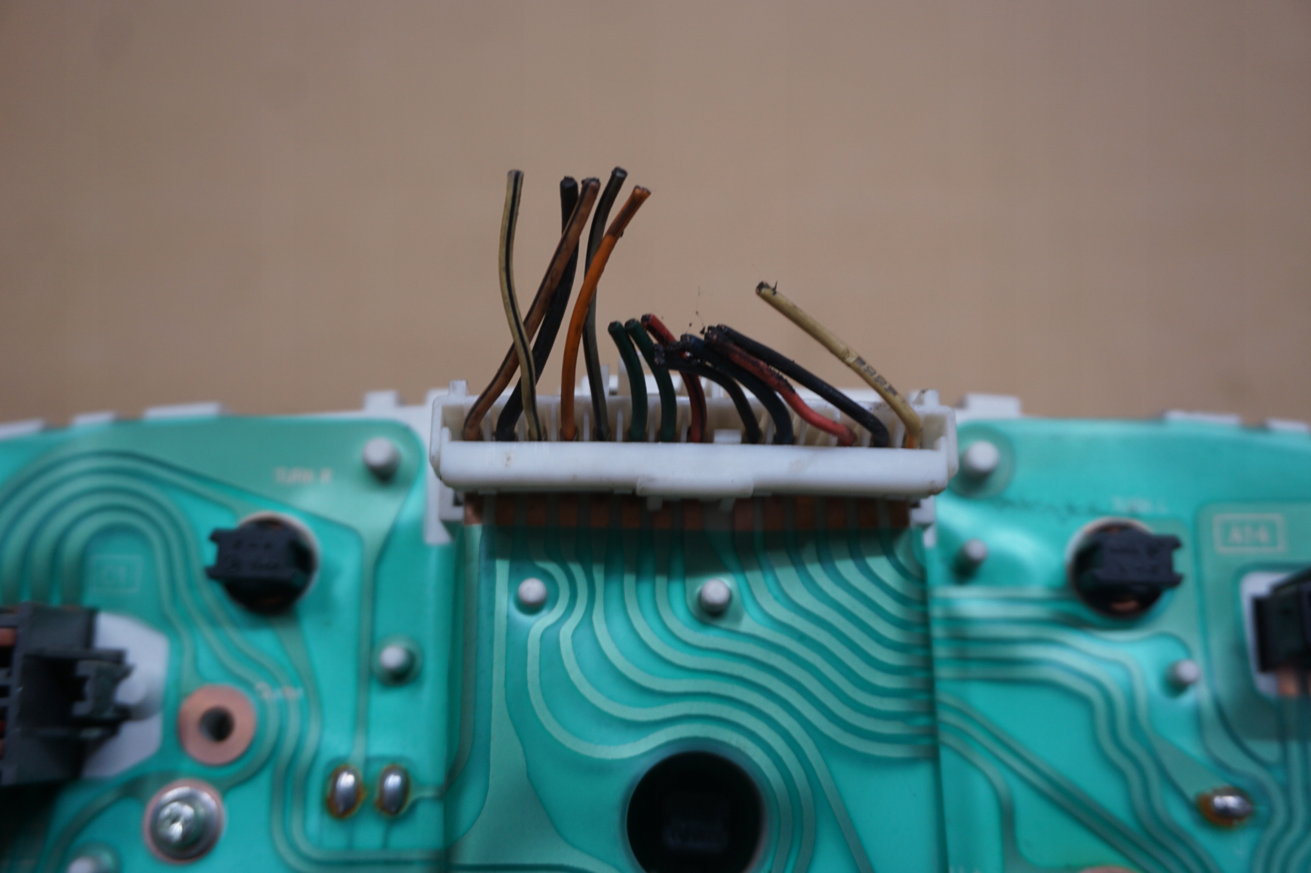 Hyundai TERRACAN спидометр часы автомат 2,9 европа