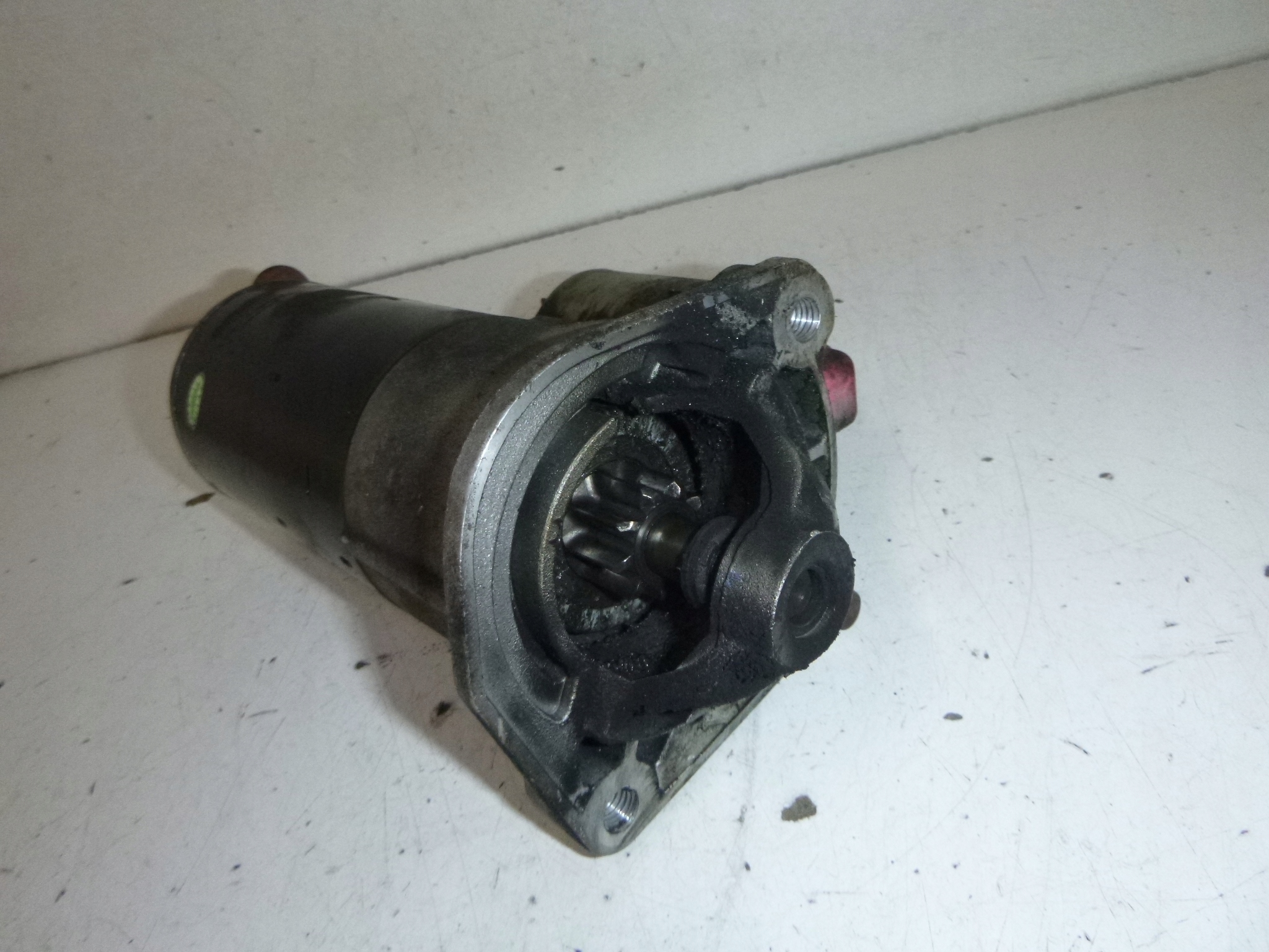 starter Volvo V40 2.0 2002r.