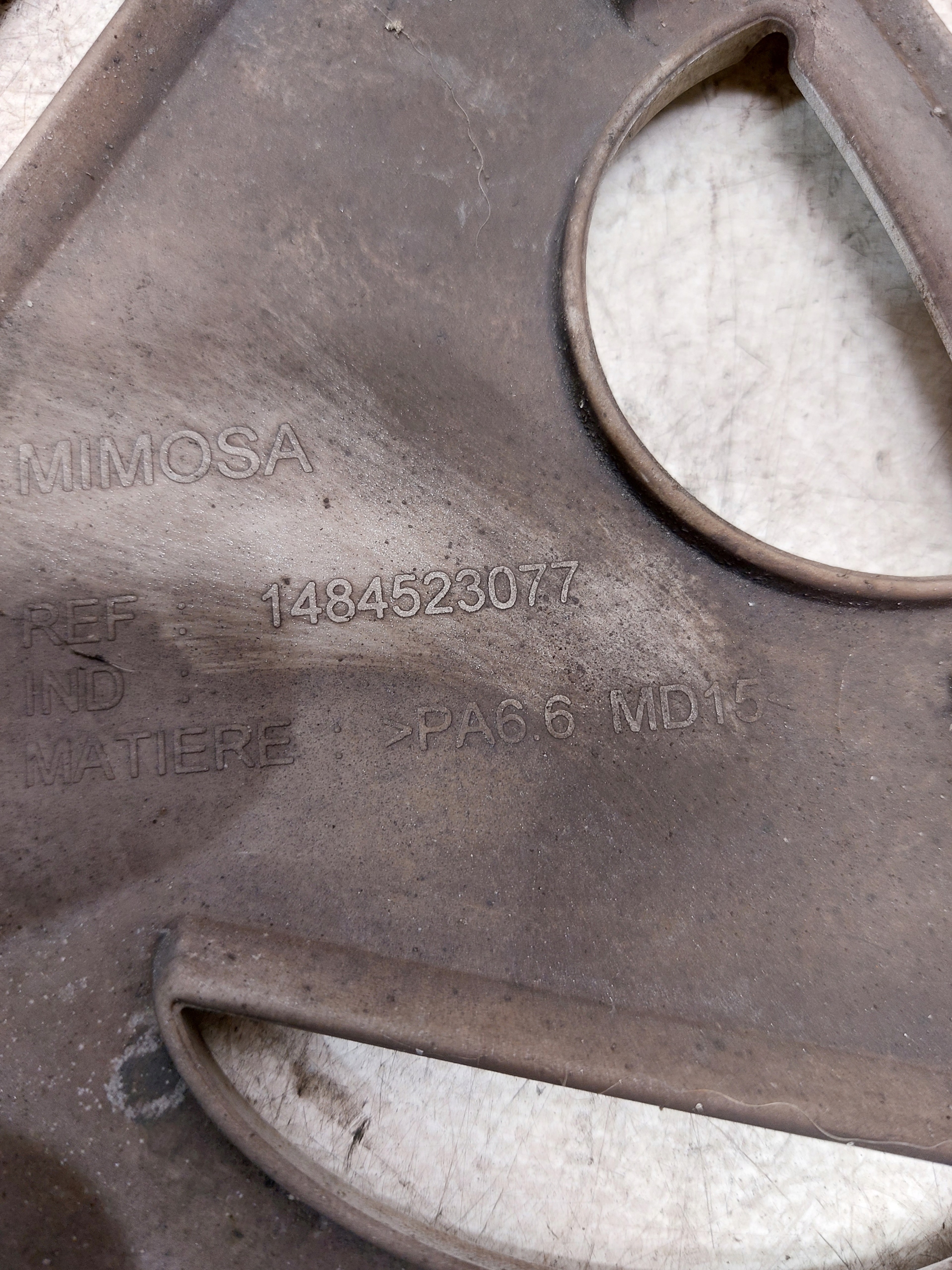 couvre/cache 15'' FIAT 1484523077
