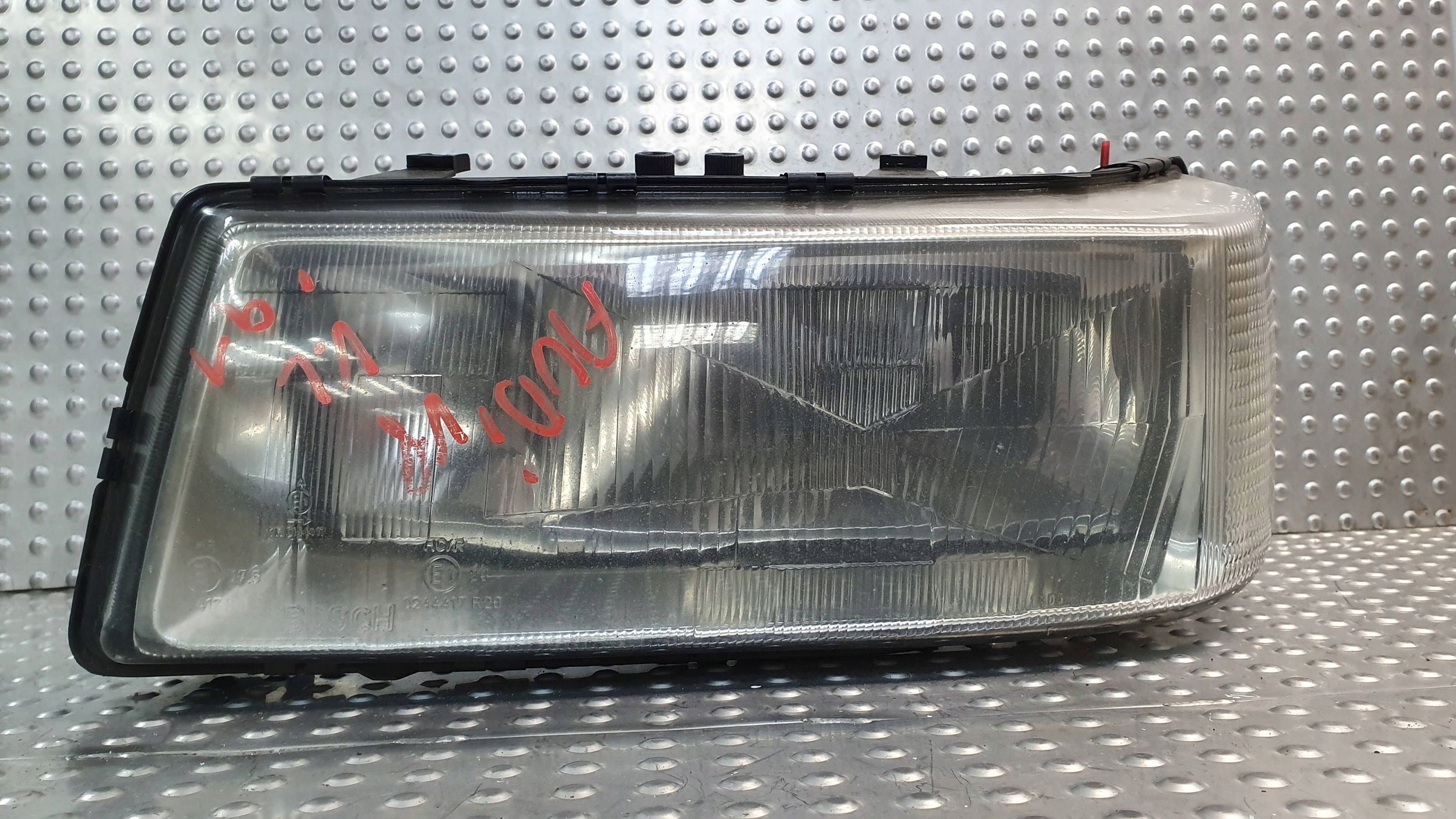 light front left 441941003B AUDI V8 D11 88