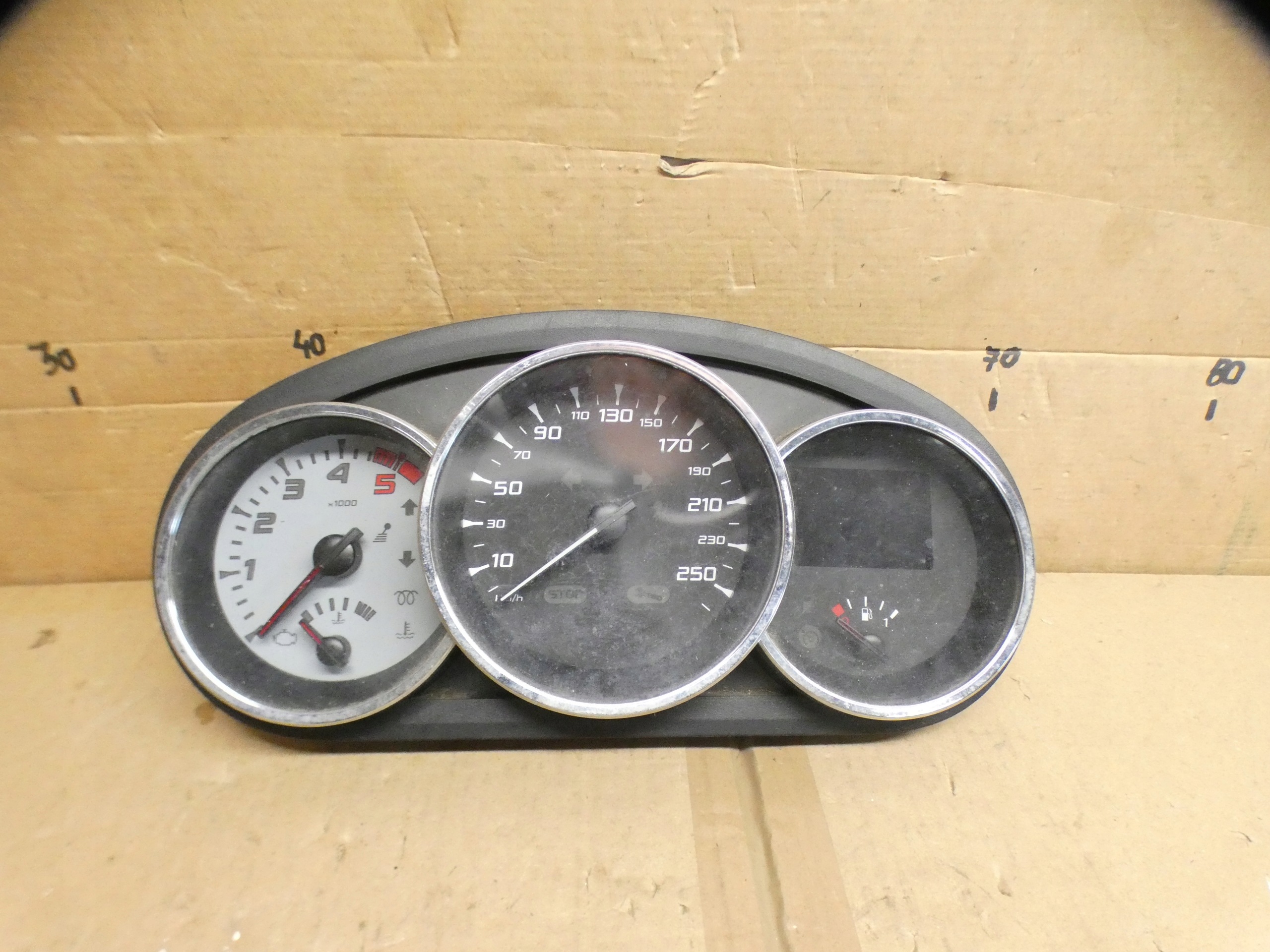 dials RENAULT FLUENCE 281216746 EUROPA