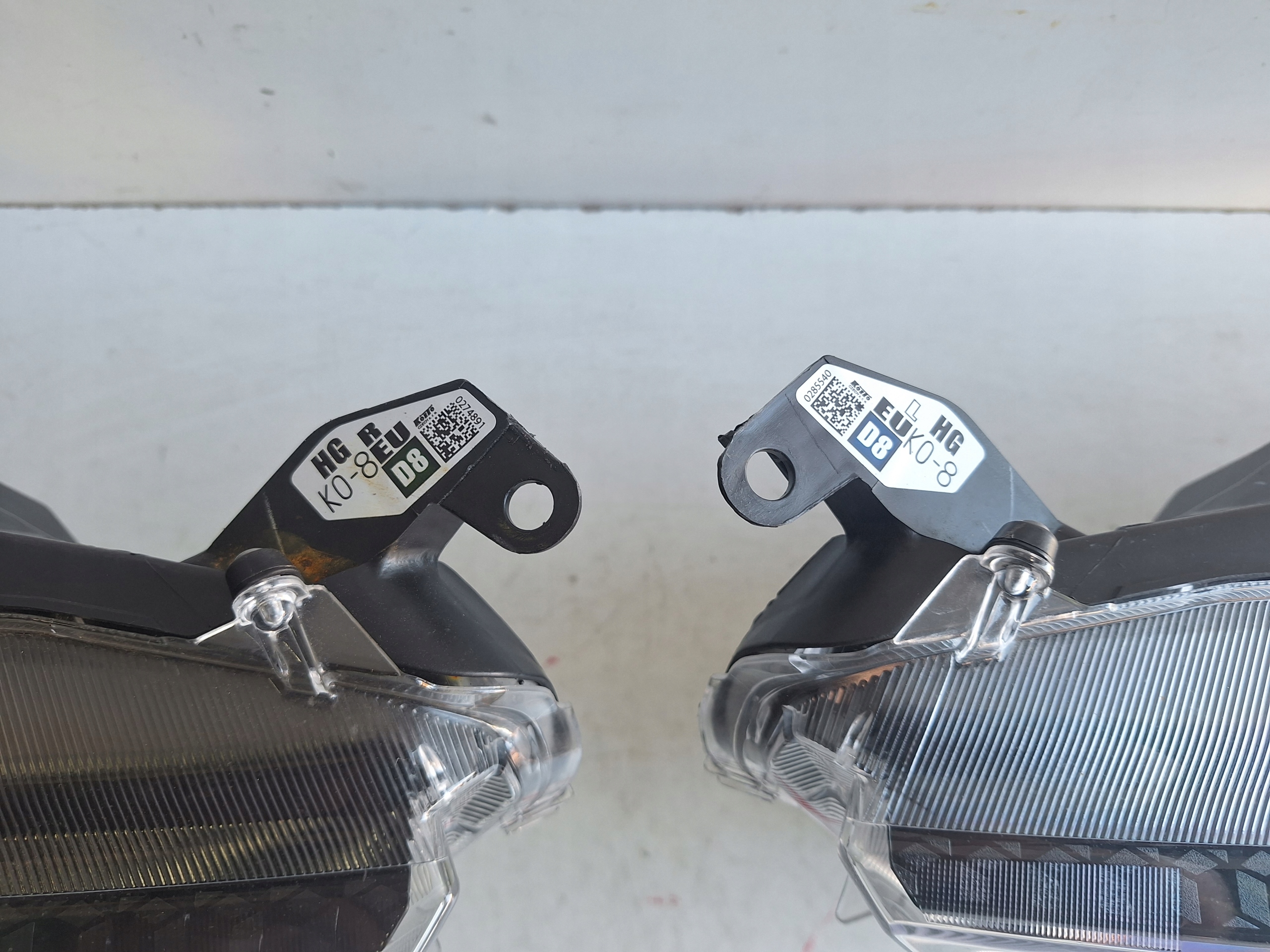 TOYOTA YARIS IV 20-> light right FULL LED K0-8