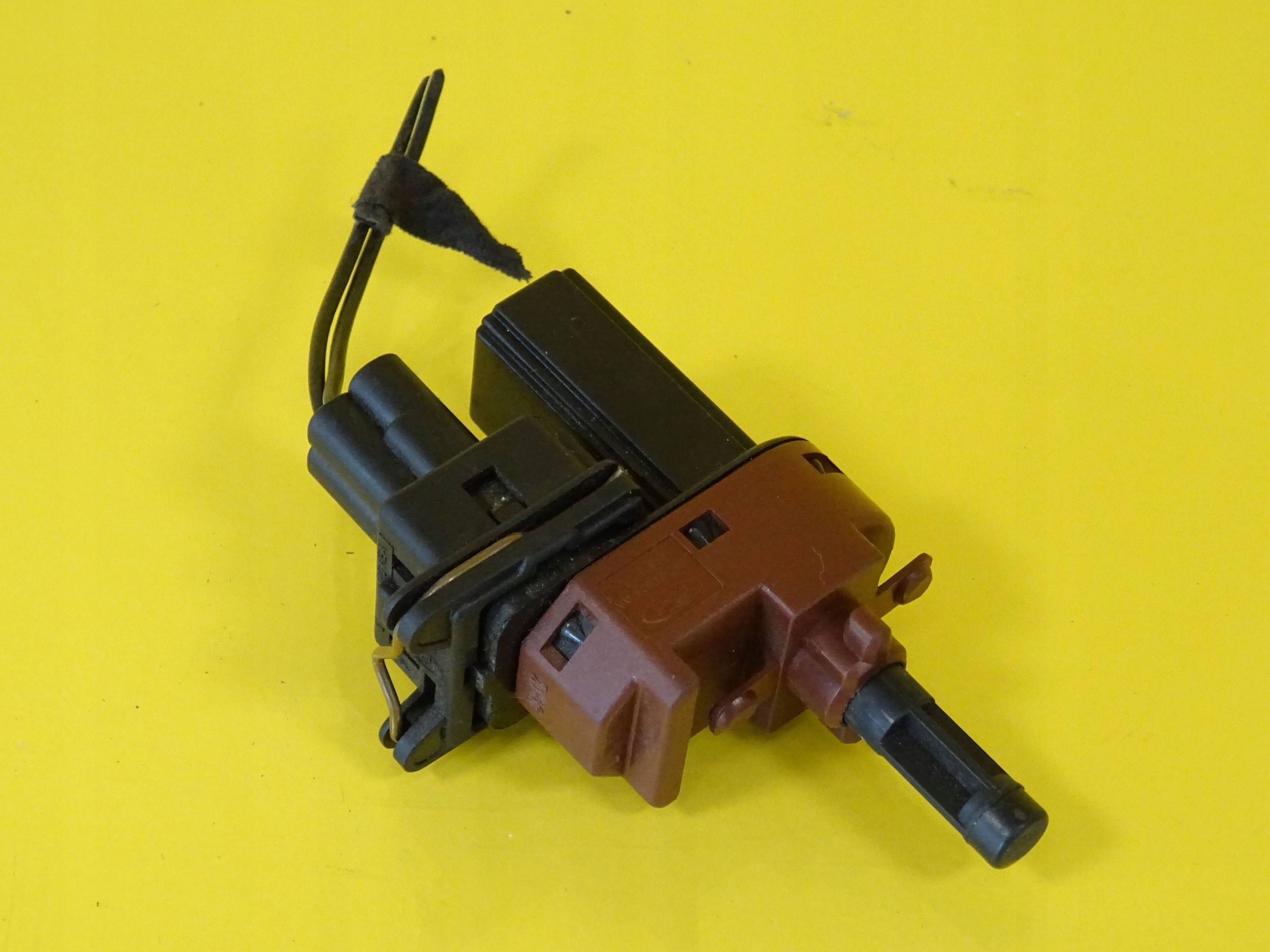 Sensor der Kupplung FORD FIESTA 2S6T-7C534-AA
