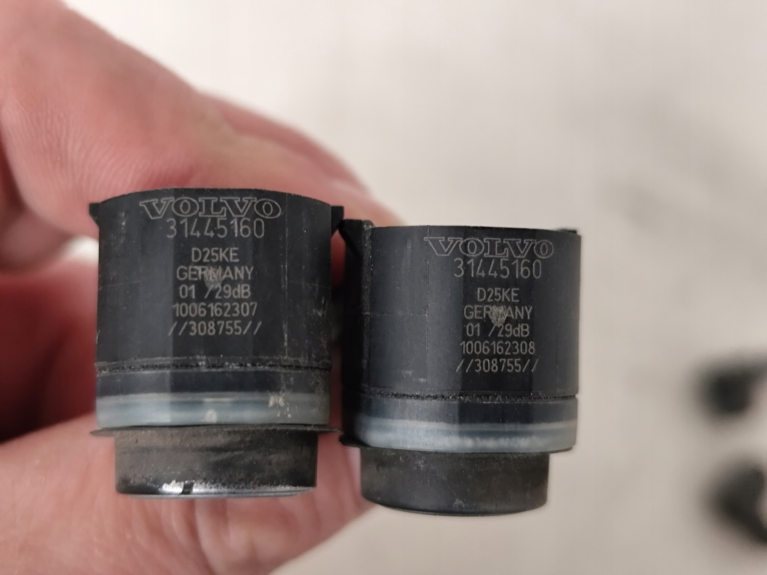VOLVO V40 II 2016 Sensor Parken PDC Farbe 711