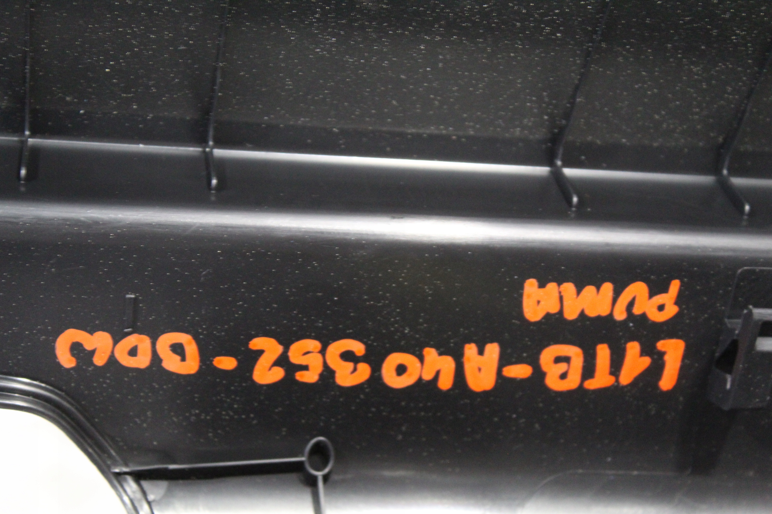 cover supports rear part boot FORD PUMA II MK2