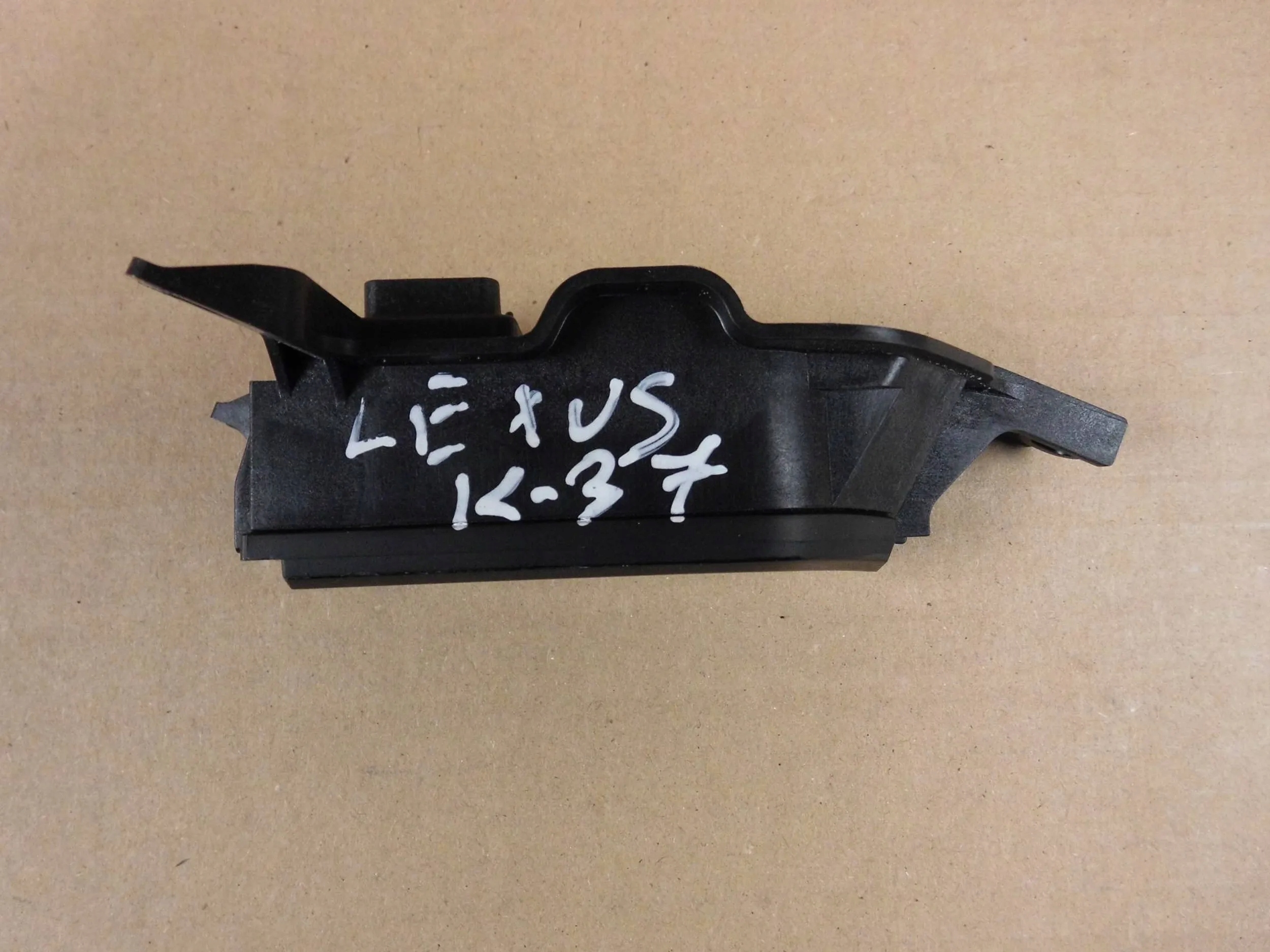 Lexus NX300H bildschirm, schalt getriebe panel 76J742-LHD