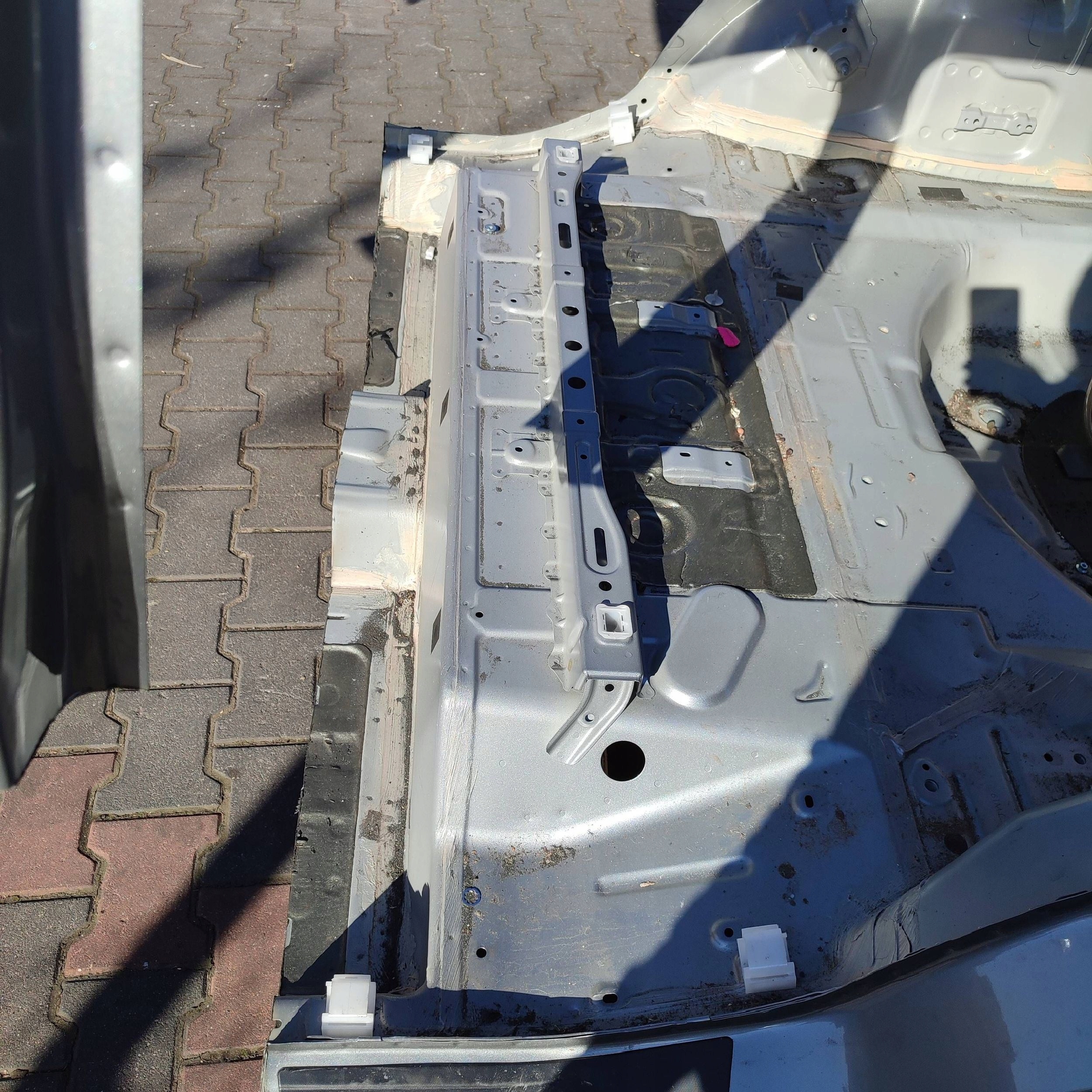 LONGHERONE posteriore Suzuki Vitara (LY)