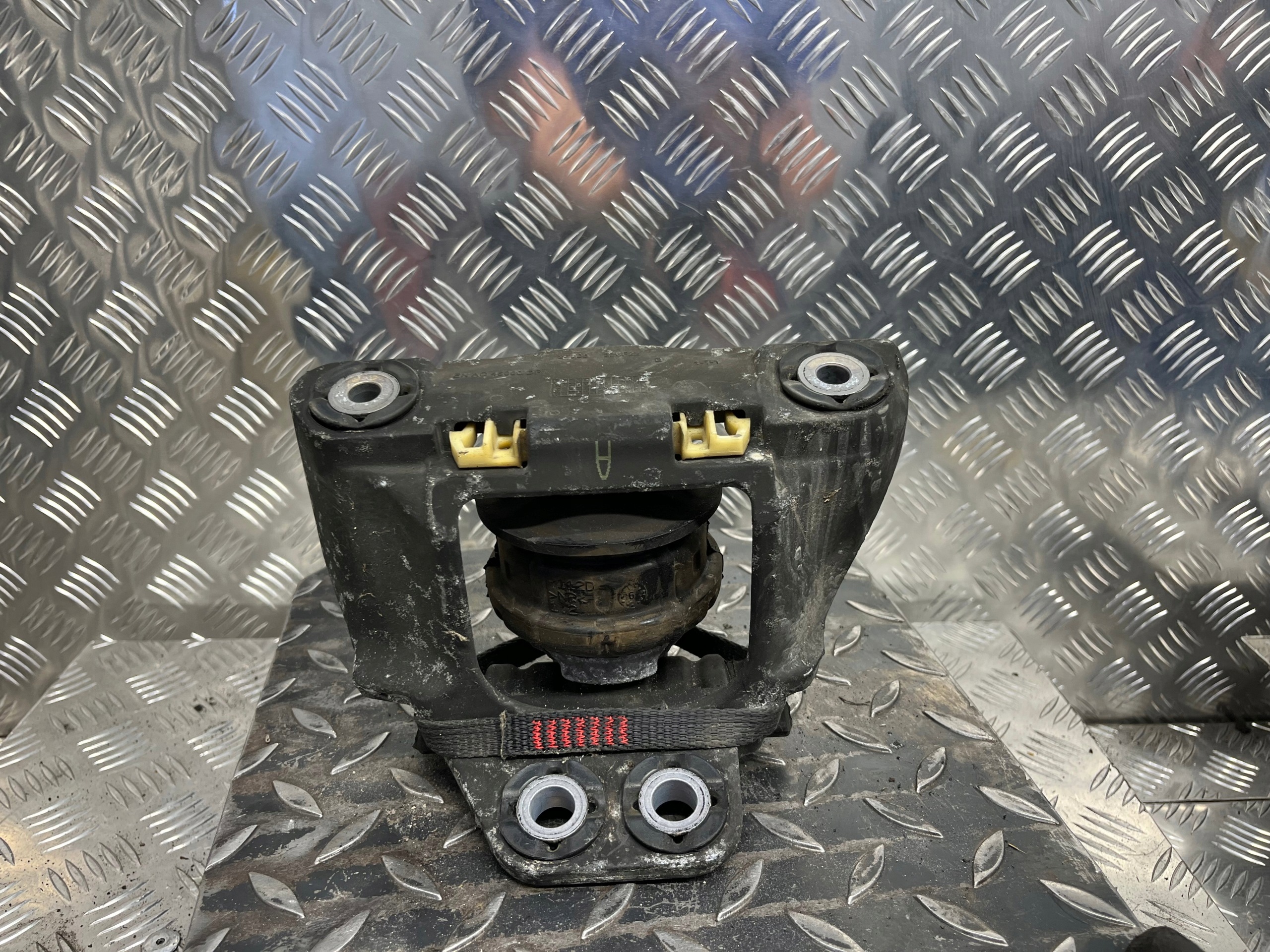 engine mount VOLVO XC90 II T6 2.0 B 2019 26008326F22