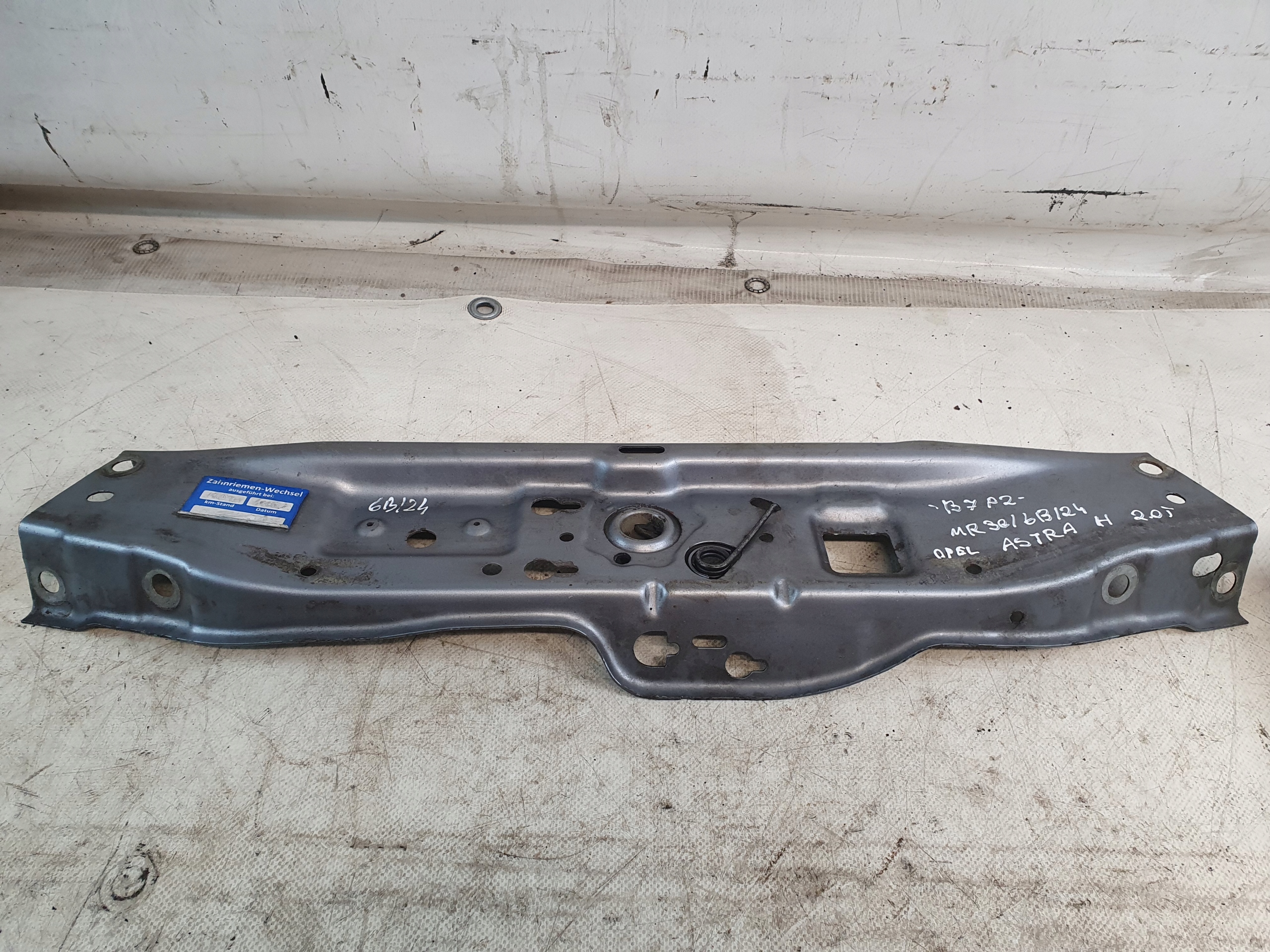 front body wall front upper pillar OPEL ASTRA H III HB K: Z163