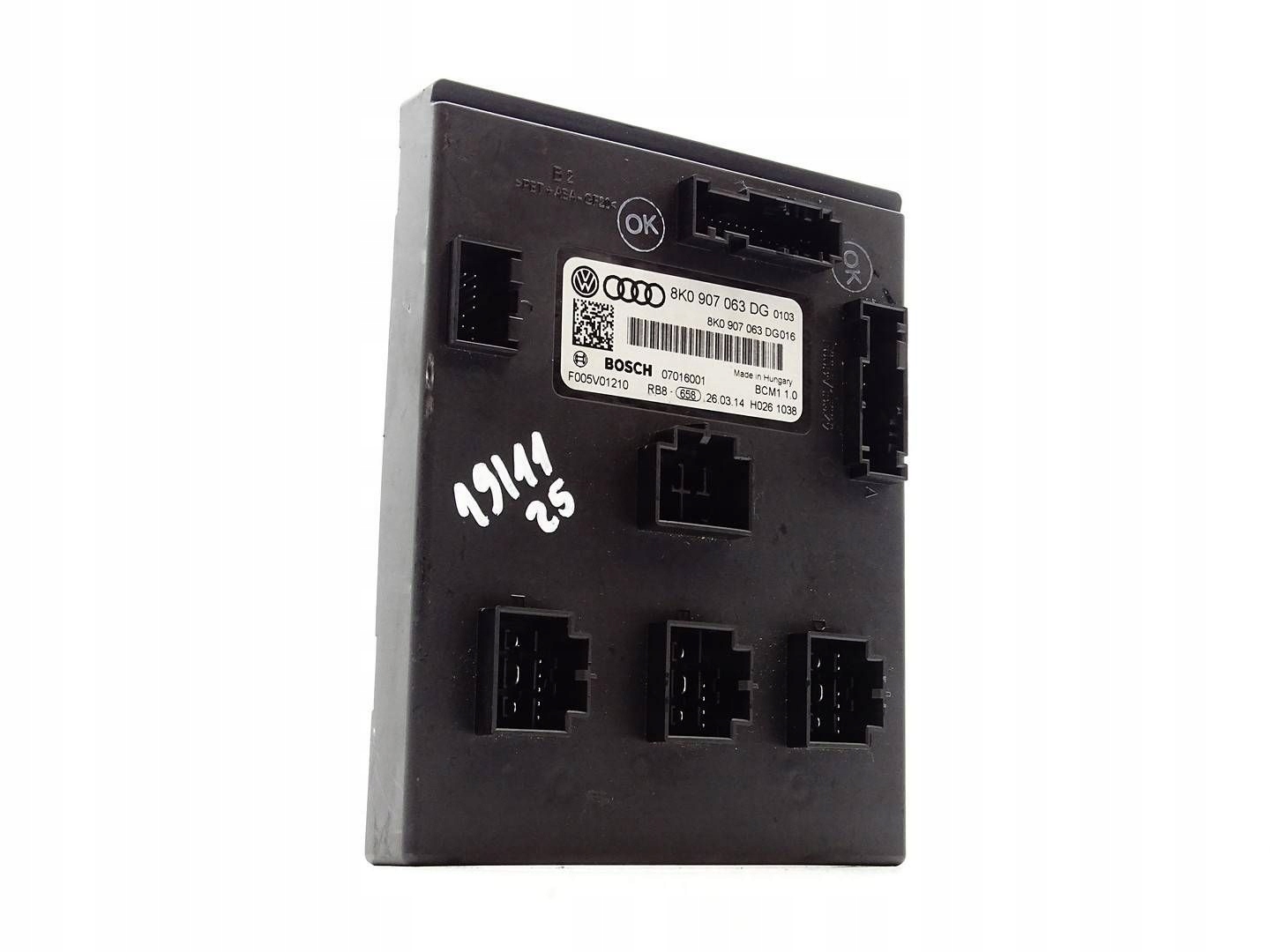 module control unit KOMFORTU BCM AUDI A4 B8 A5 8T Q5 8R 8K0907063DG