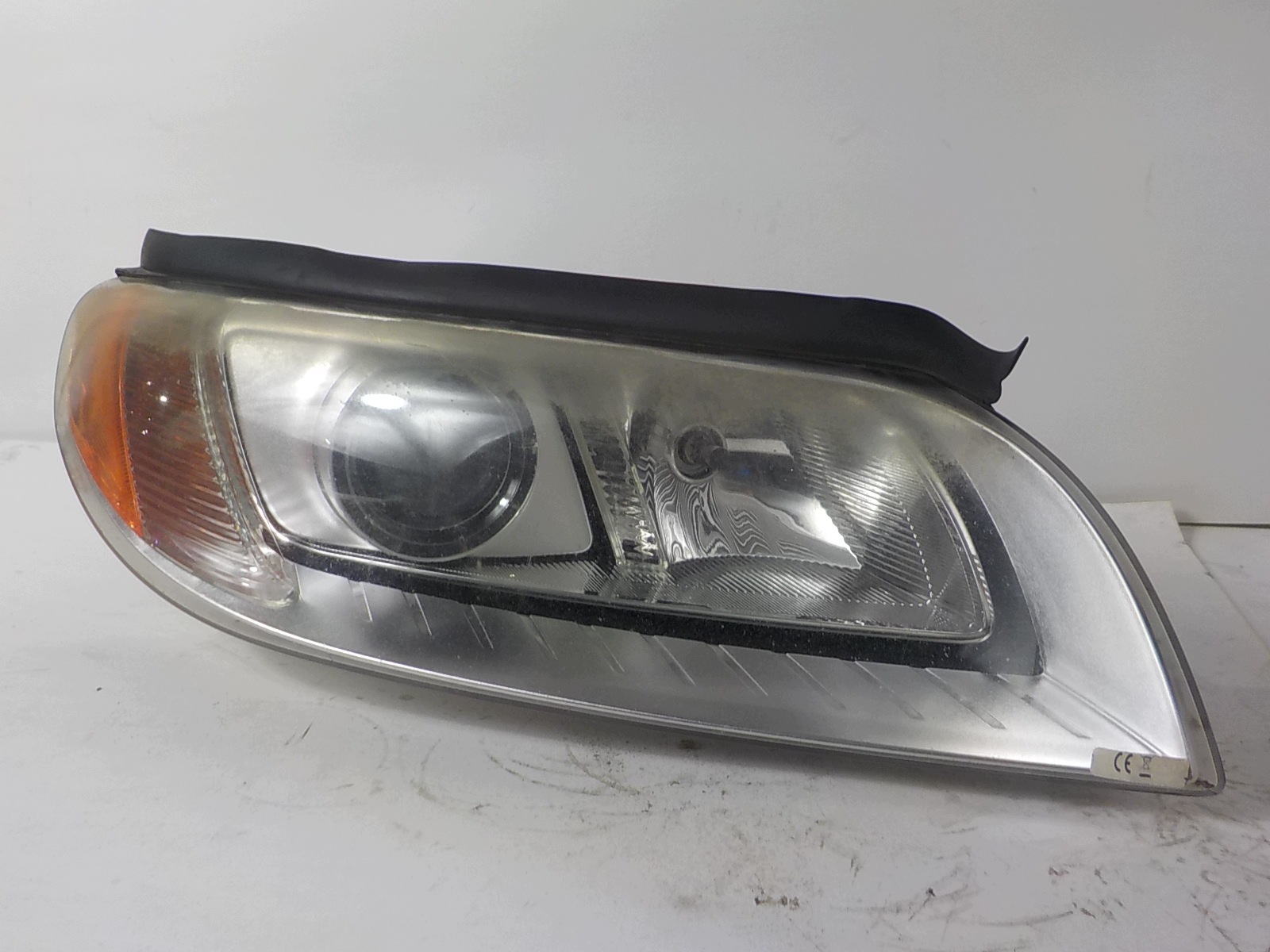 VOLVO XC70 II V70 III XENON light right front front UK 31214350