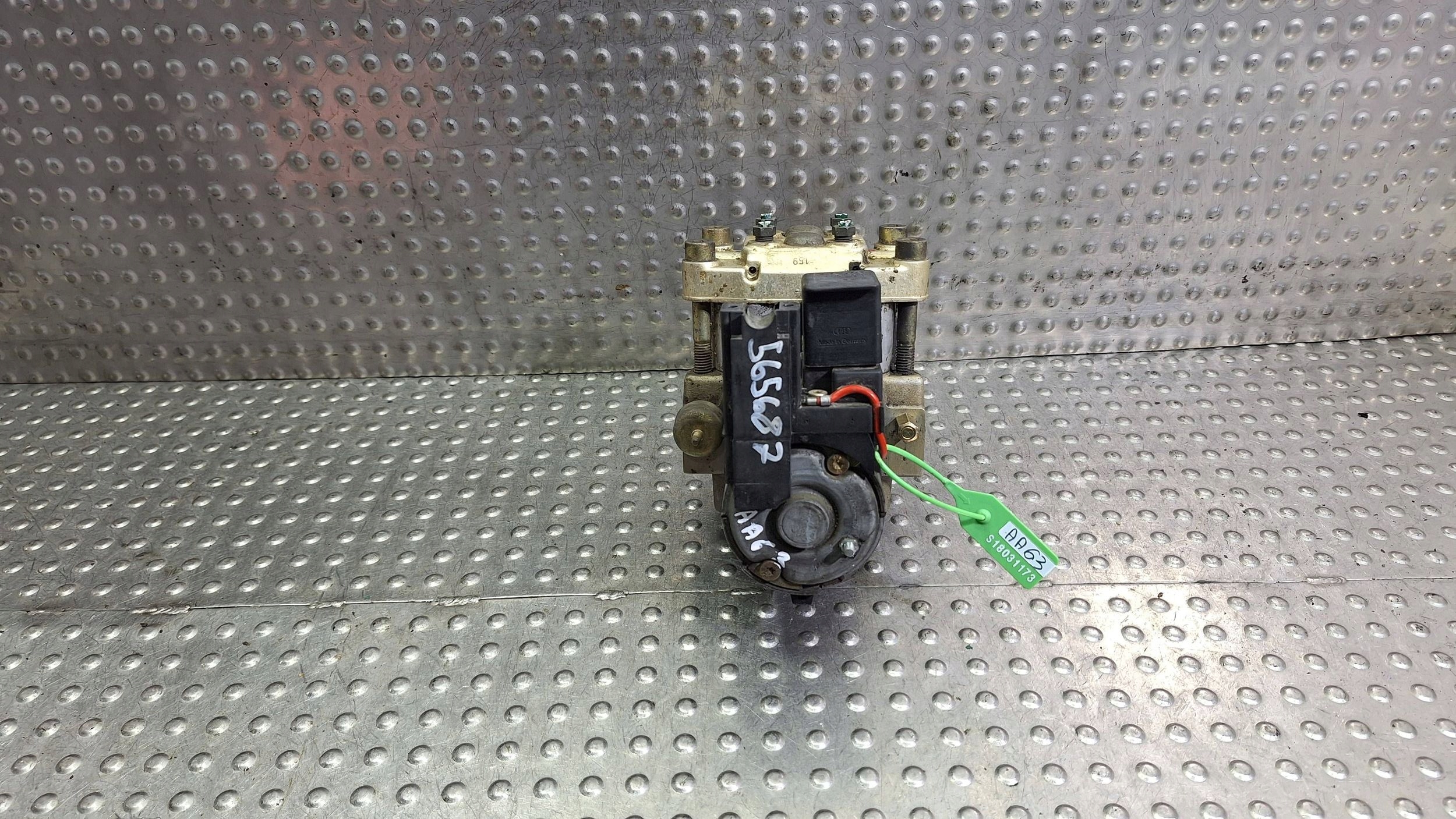 pump control unit ABS 0265201059 4A0614111D AUDI 80 90 S2 B4