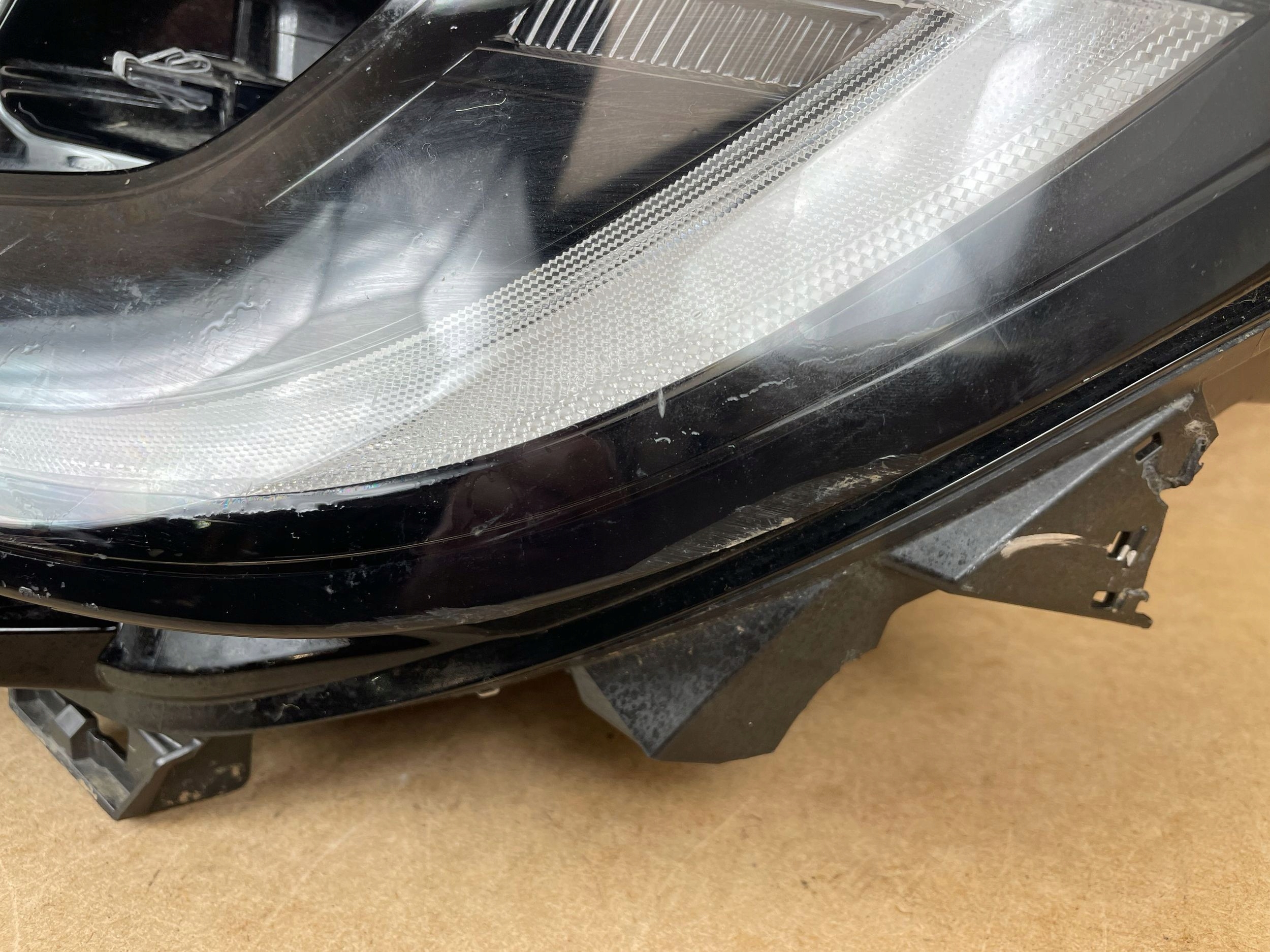 light front FULL LED left front RENAULT AUSTRAL 2022-2026 260606399R