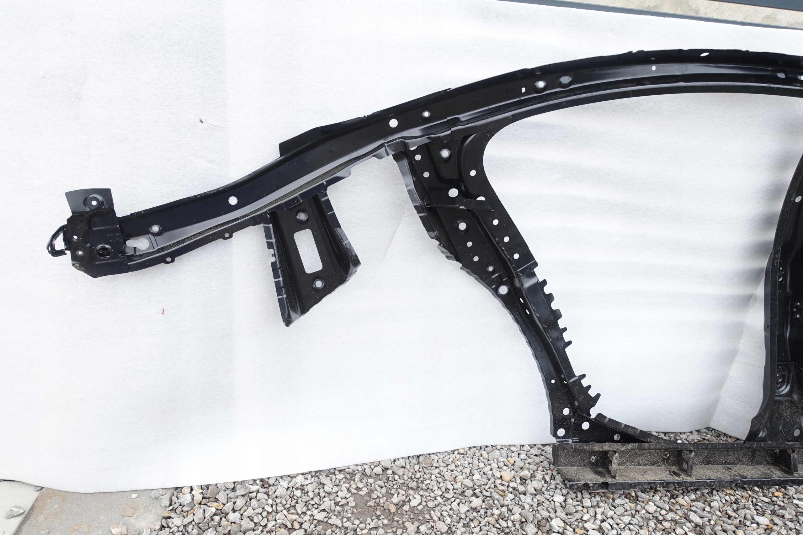 BMW 5 G30 2017- side RAMA pillar threshold left