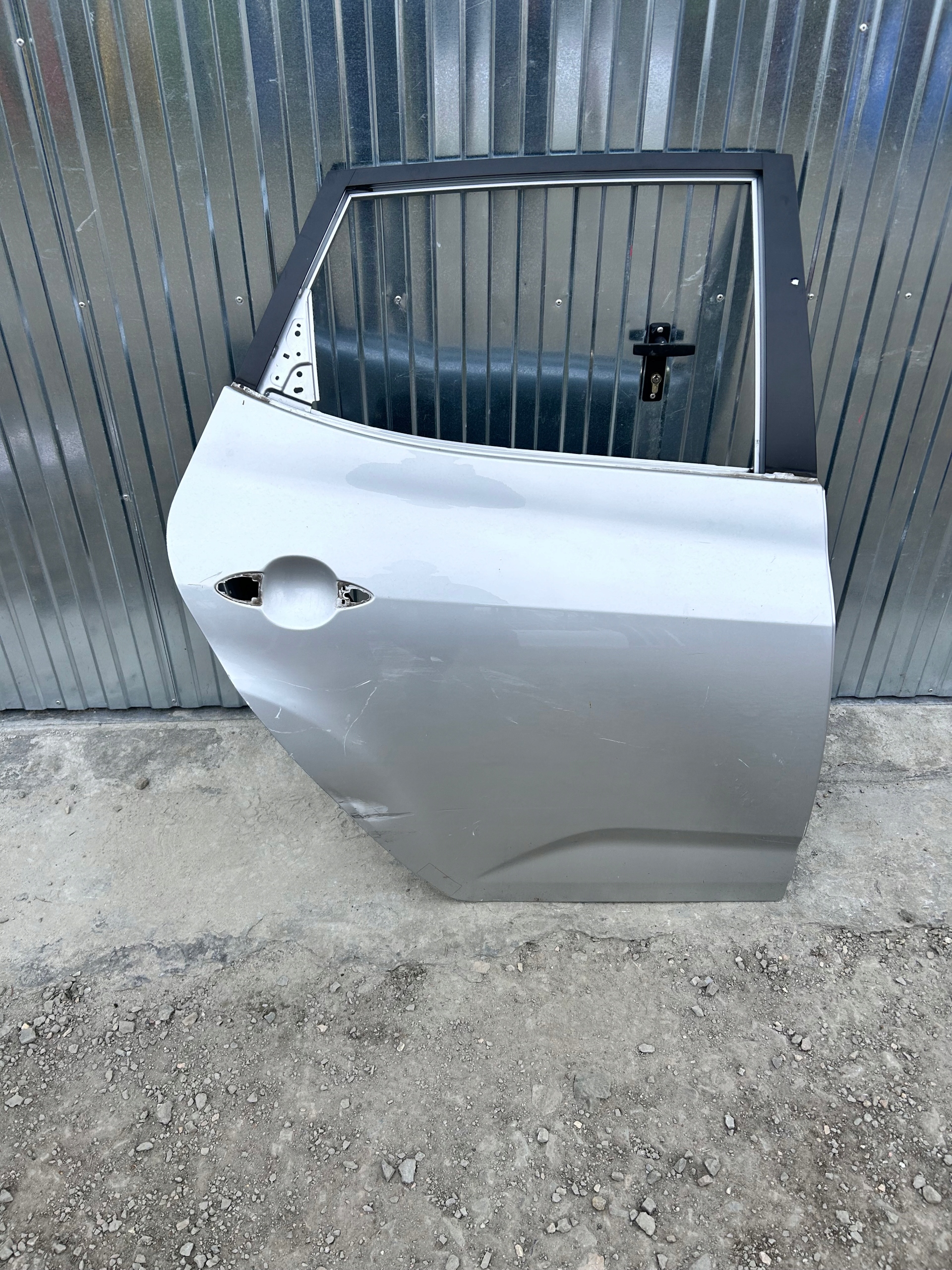 door rear. right KIA VENGA nr.0