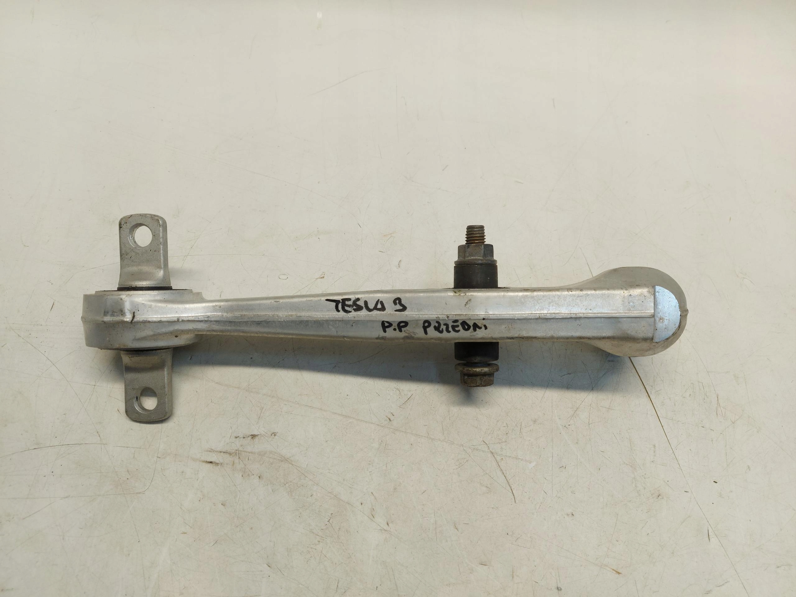 TESLA 3 III arm front right rear 1044341-00-E
