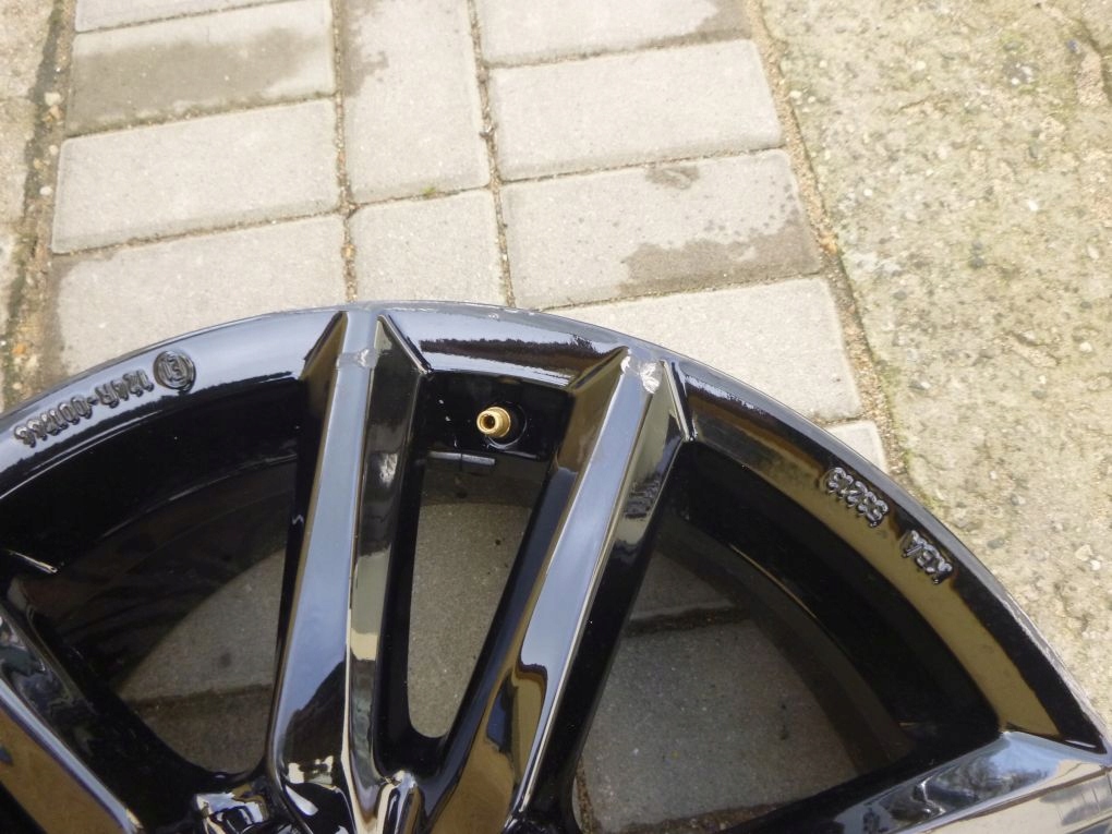 CMS C27 black 7.0x17 5x114,3 ET51 disc aluminium