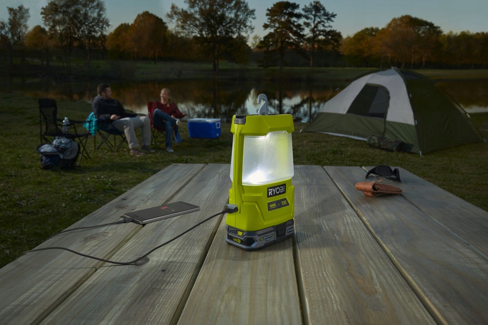 Ryobi lampa robocza R18ALU 0 Weight with packaging 0 5 kg