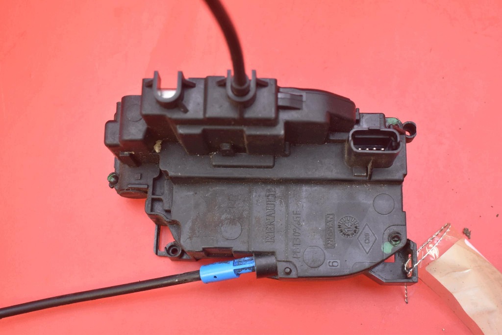 lock door right front front EU 805020001R RENAULT MEGANE 3 III 13-20
