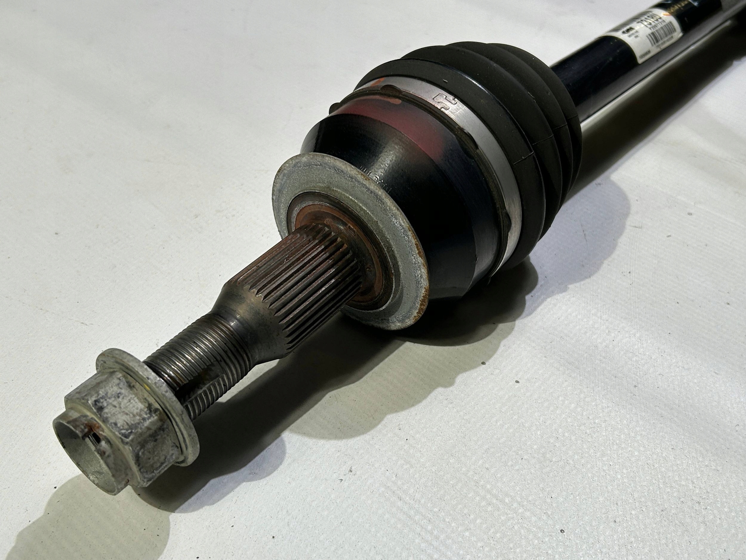 semi-axis rear part rear left joint Chevrolet Corvette C7 2014r