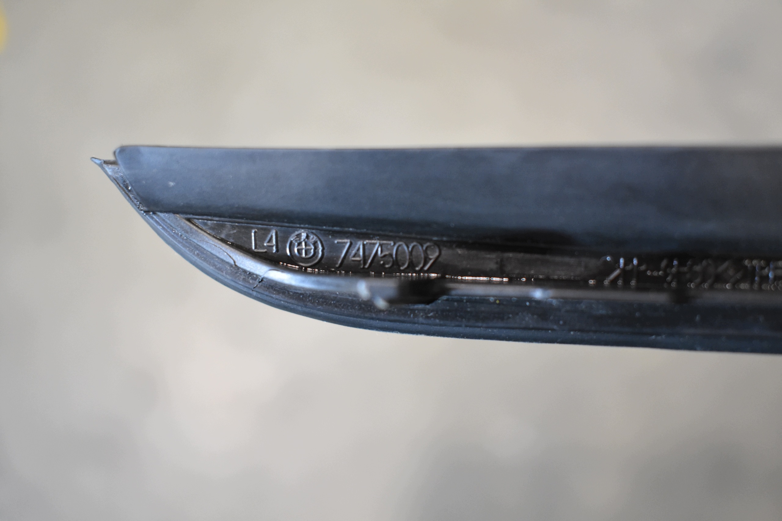 IDEALNA moulding windows left BMW G20 G22 1