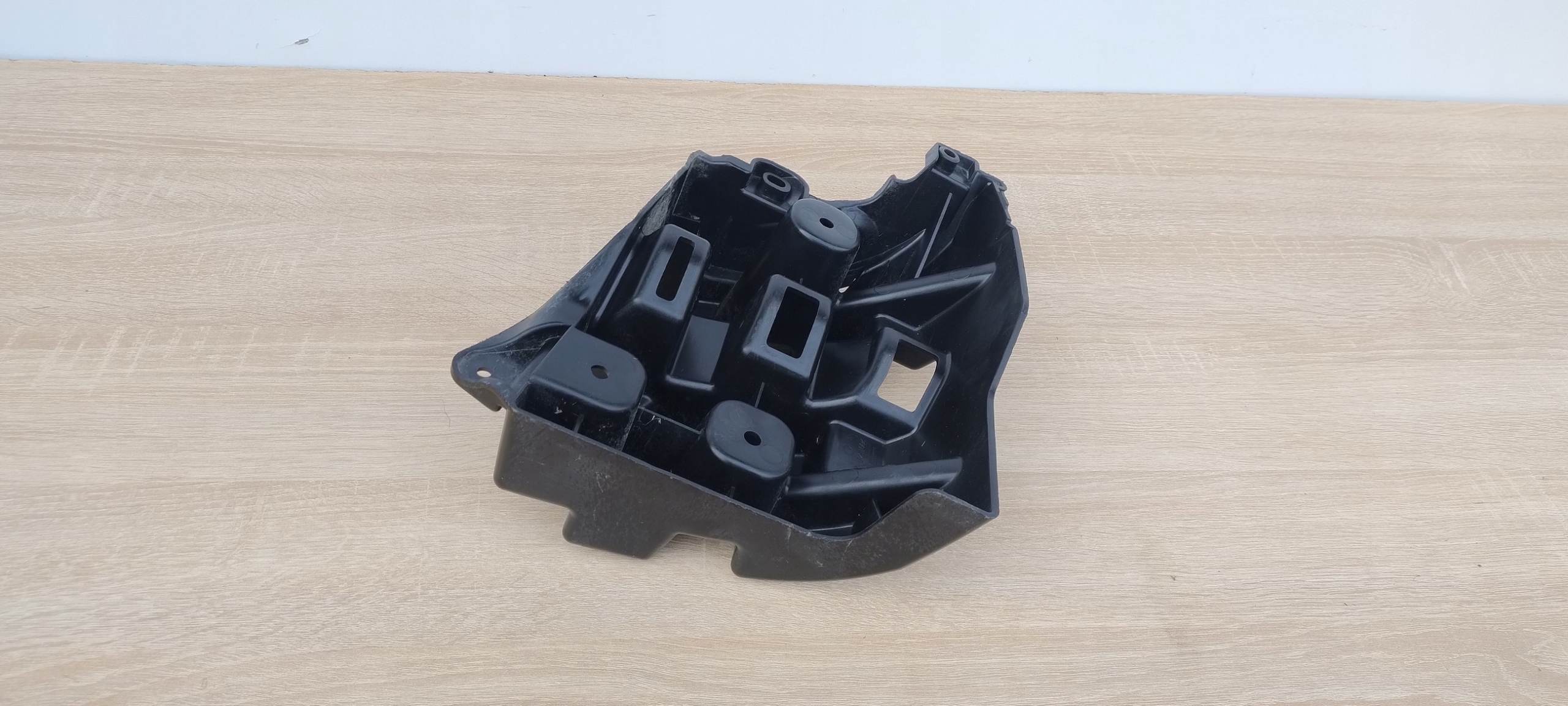PEUGEOT 207 KOMBI SW left bumper bracket rear part bracket holder console