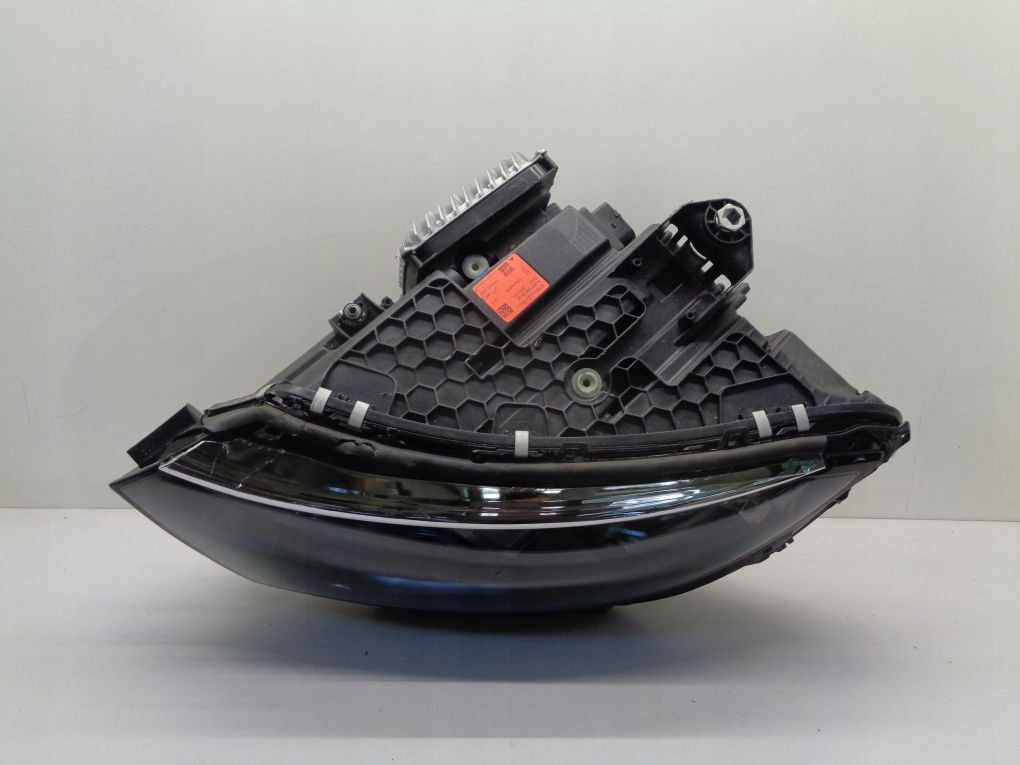 MERCEDES EQS 297 DIGITAL LIGHT FULL LED front left
