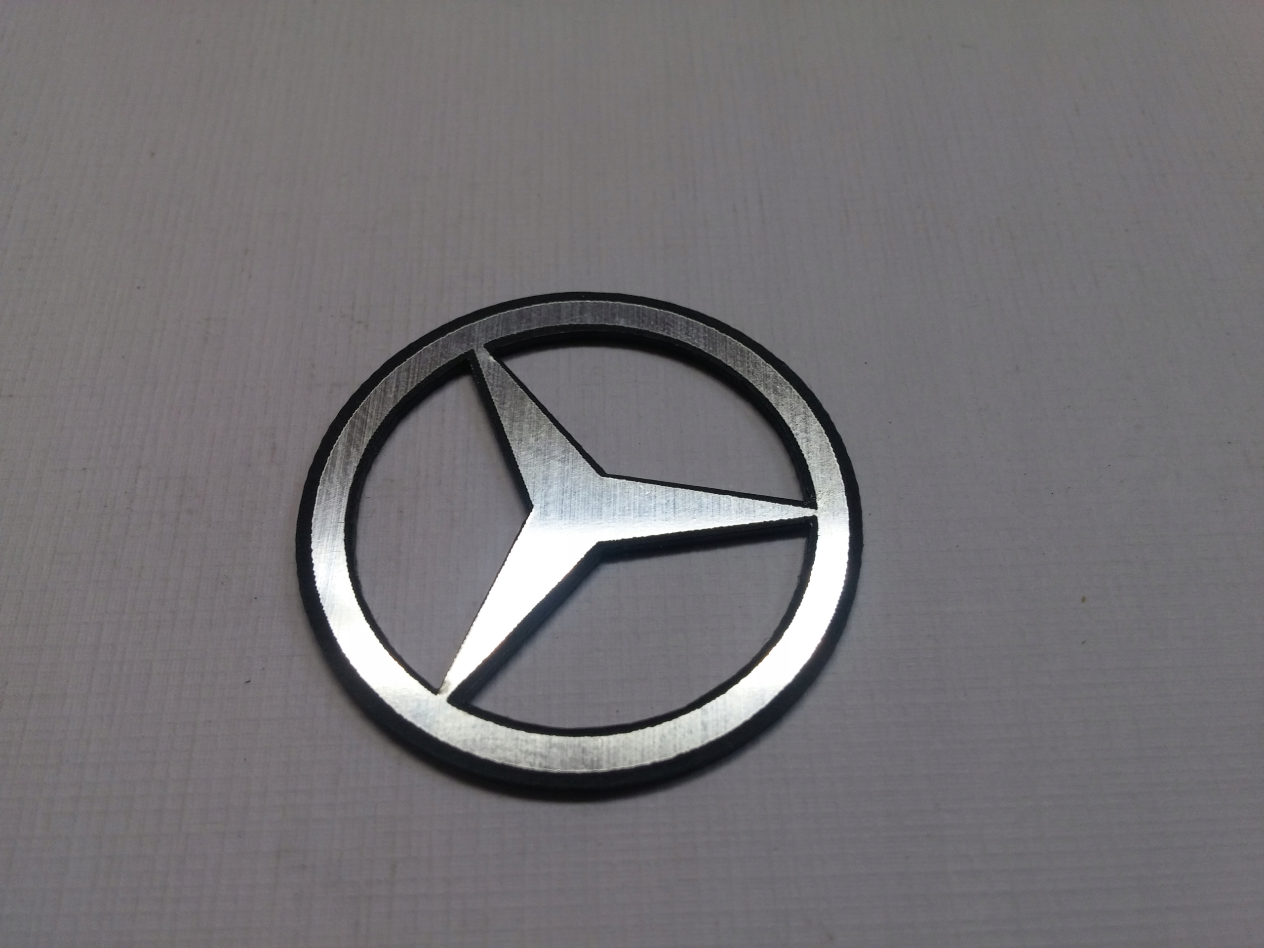 

Mercedes naklejka emblemat 30 mm *srebrna