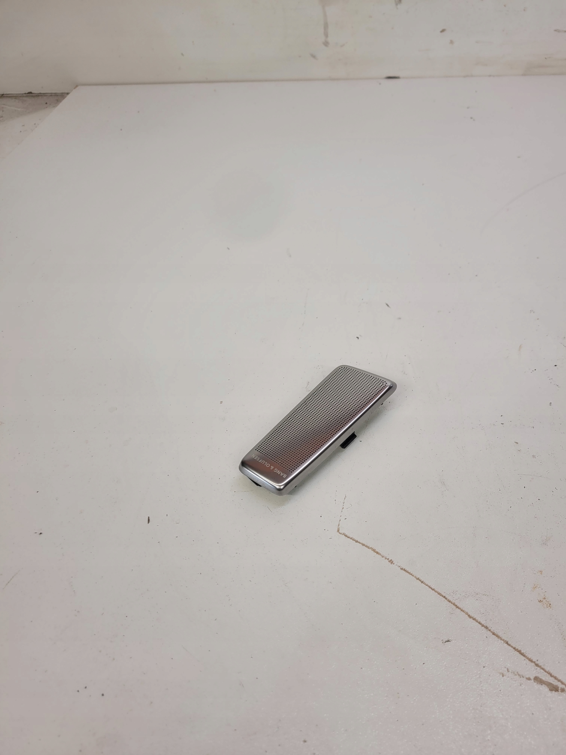 krycí repráku B&O AUDI A8 D4 4H0868148B