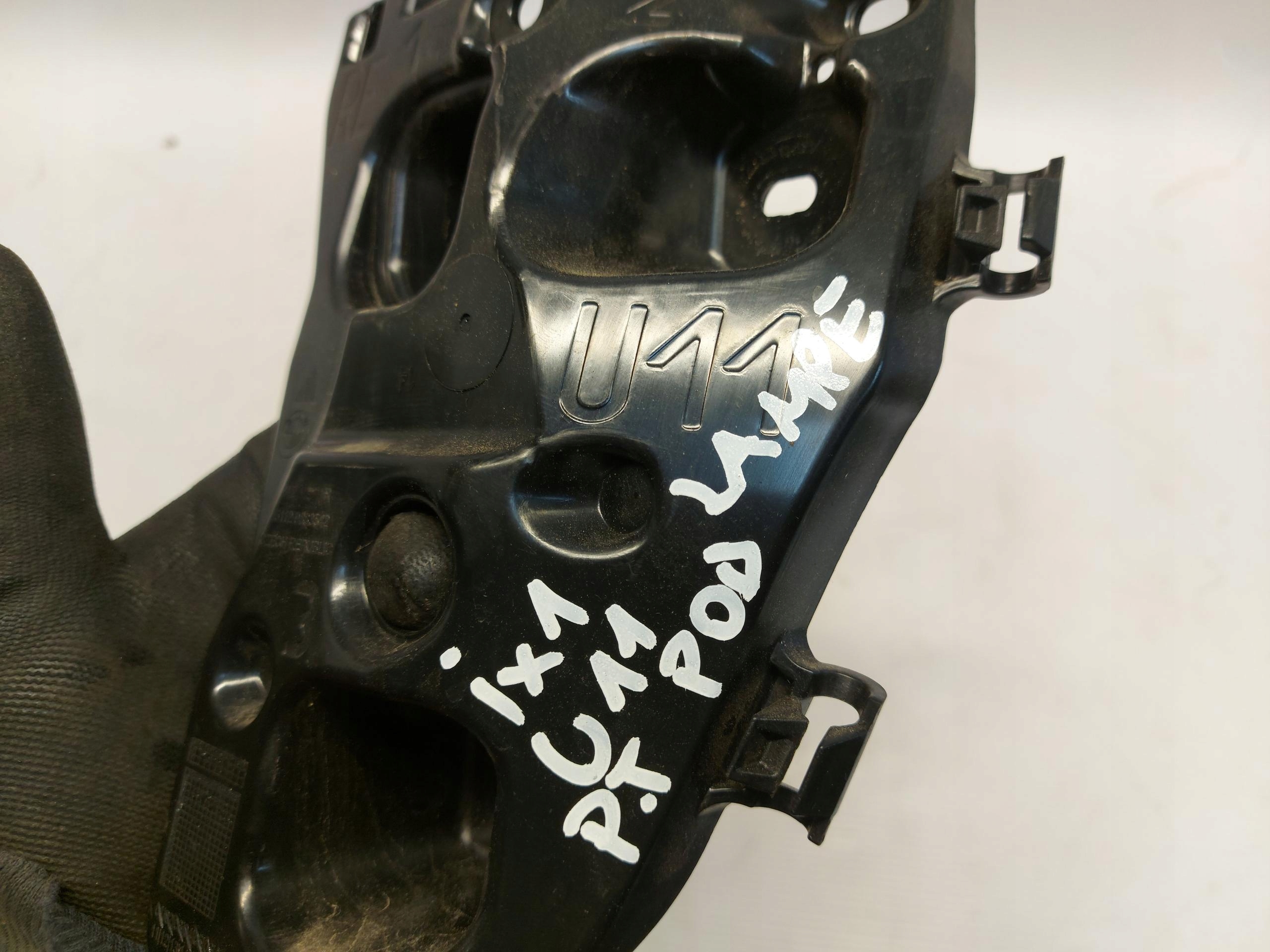 BMW iX1 X1 U11 bumper bracket right rear part 9883542