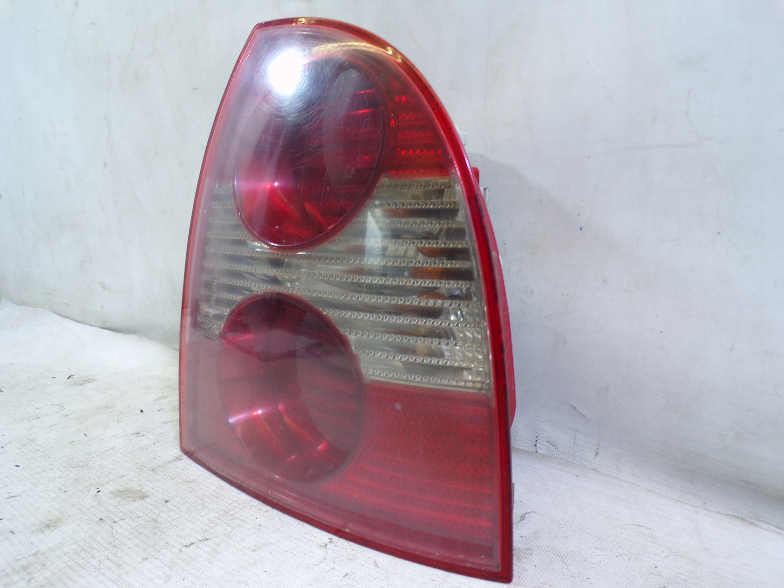 light rear rear part right VOLKSWAGEN PASSAT B5 LIFT sedan (2)