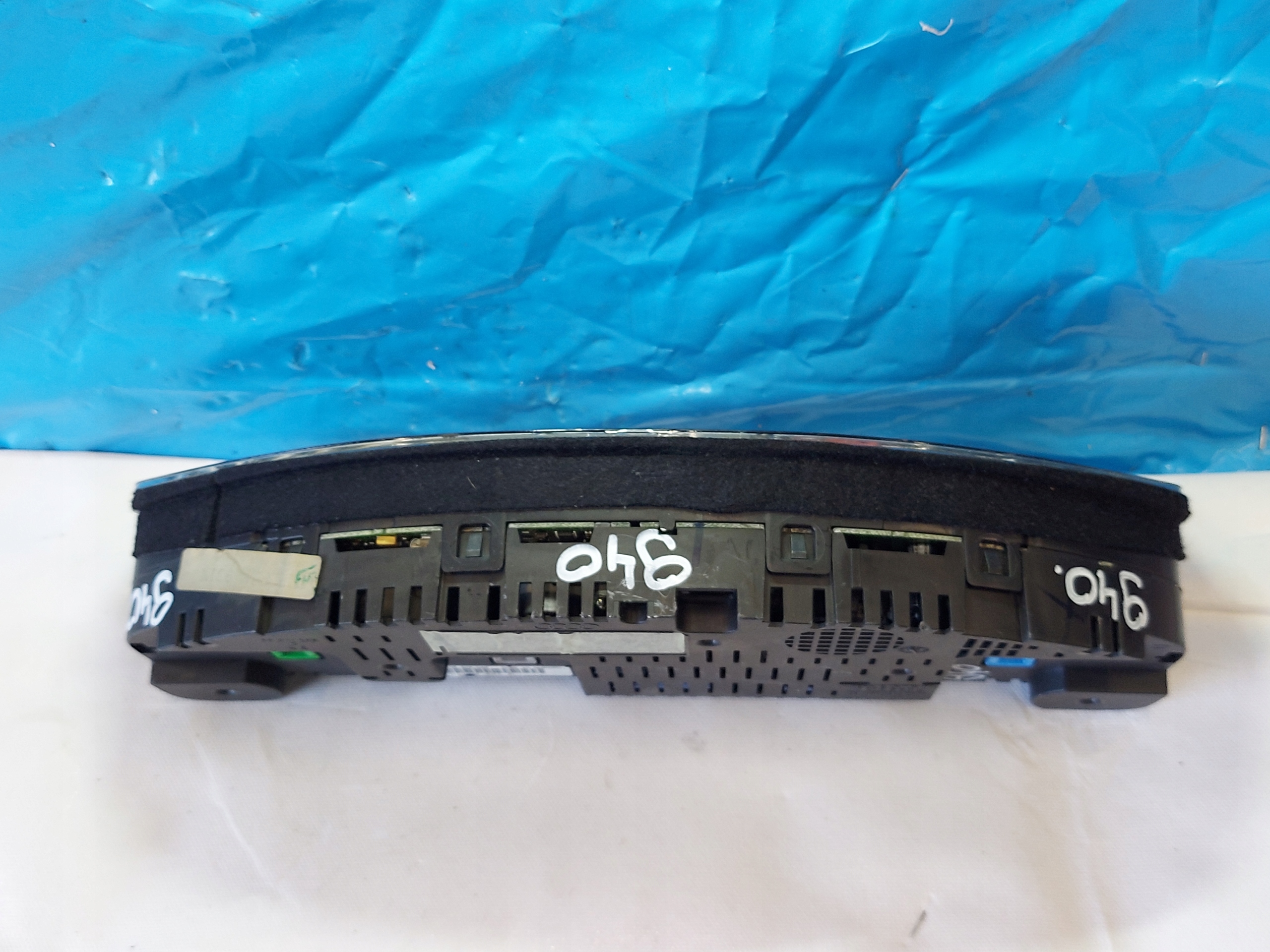 dials clock A6 C5 2.5 TDI 4BO920931M