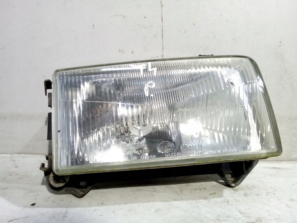 VW Transporter T4 light right front front Hella